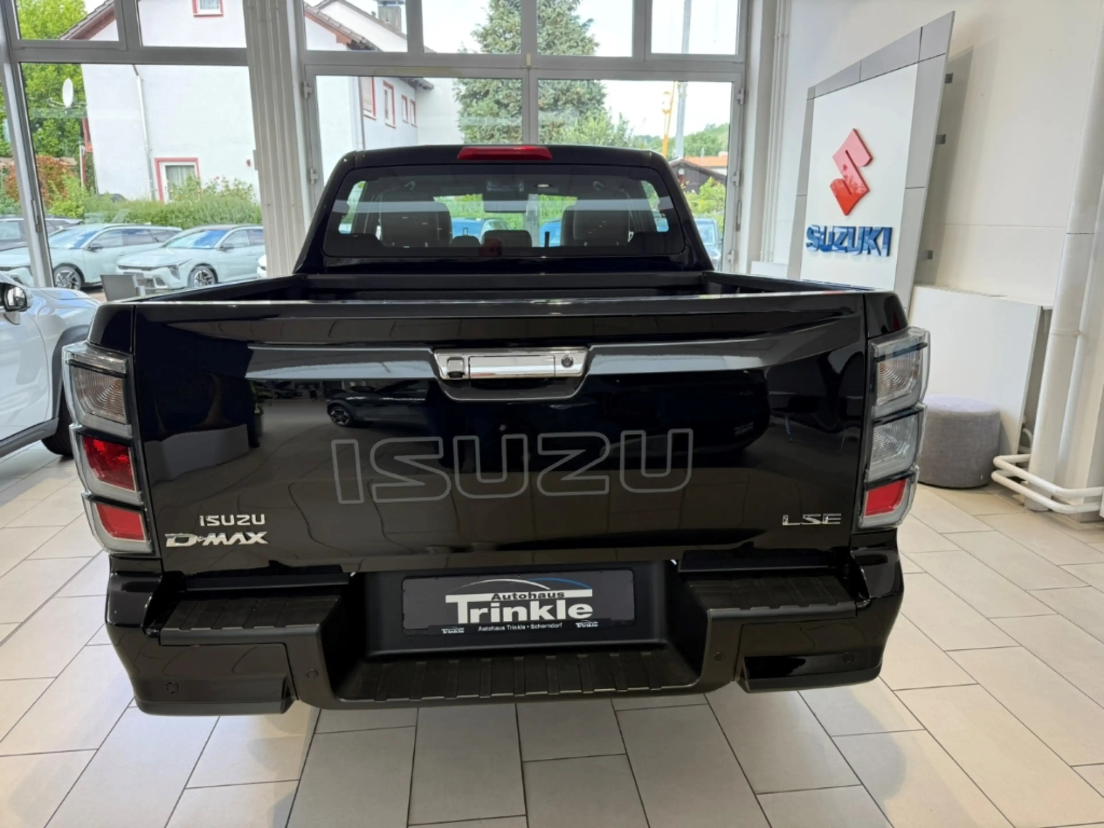 Isuzu D-Max Double Cab 4WD LSE AT Leder LED Apple CarPlay Andr — photo 4