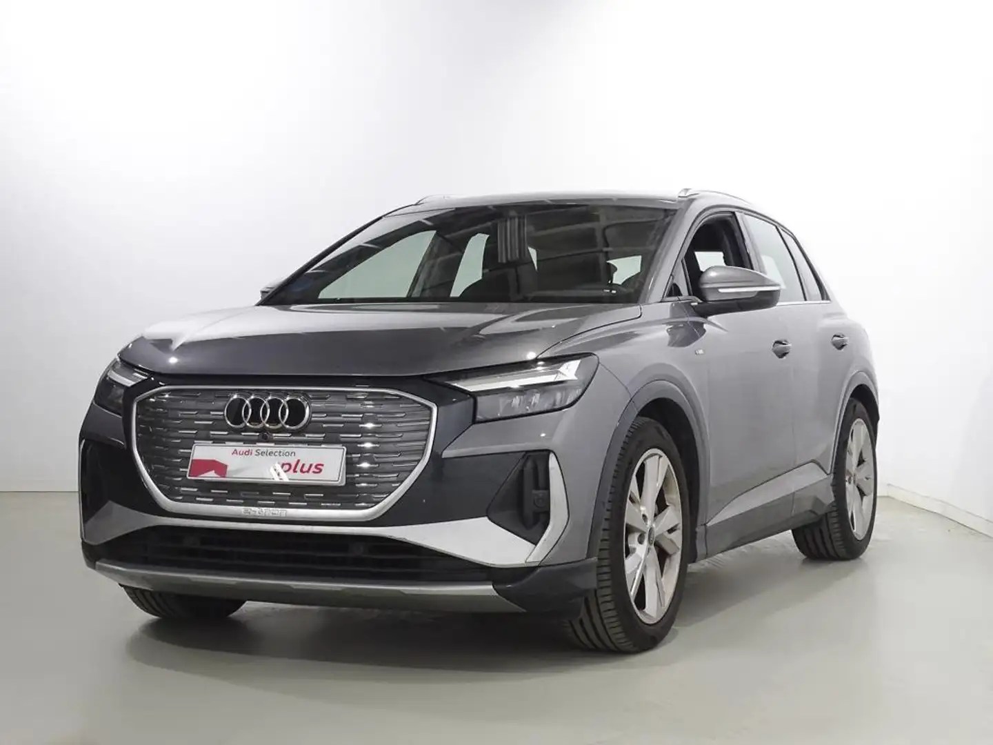 Audi Q4 e-tron 40 S Line 82KWh Gris - 1