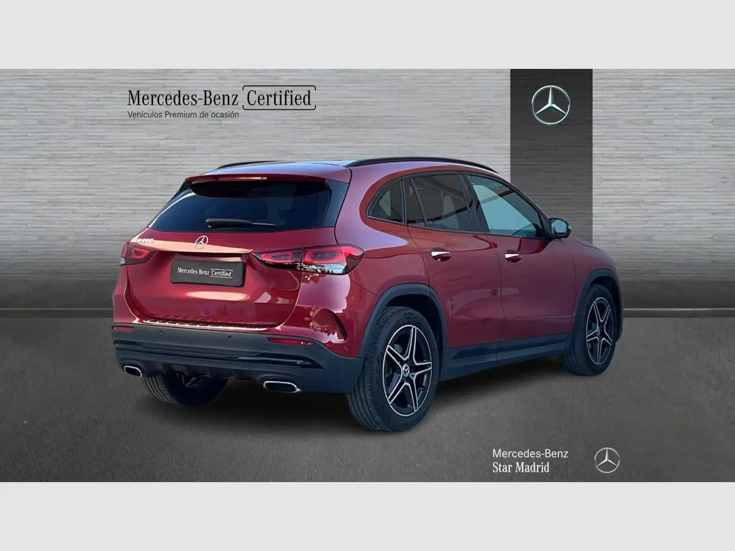 Mercedes-Benz GLA 200 Rojo - 2