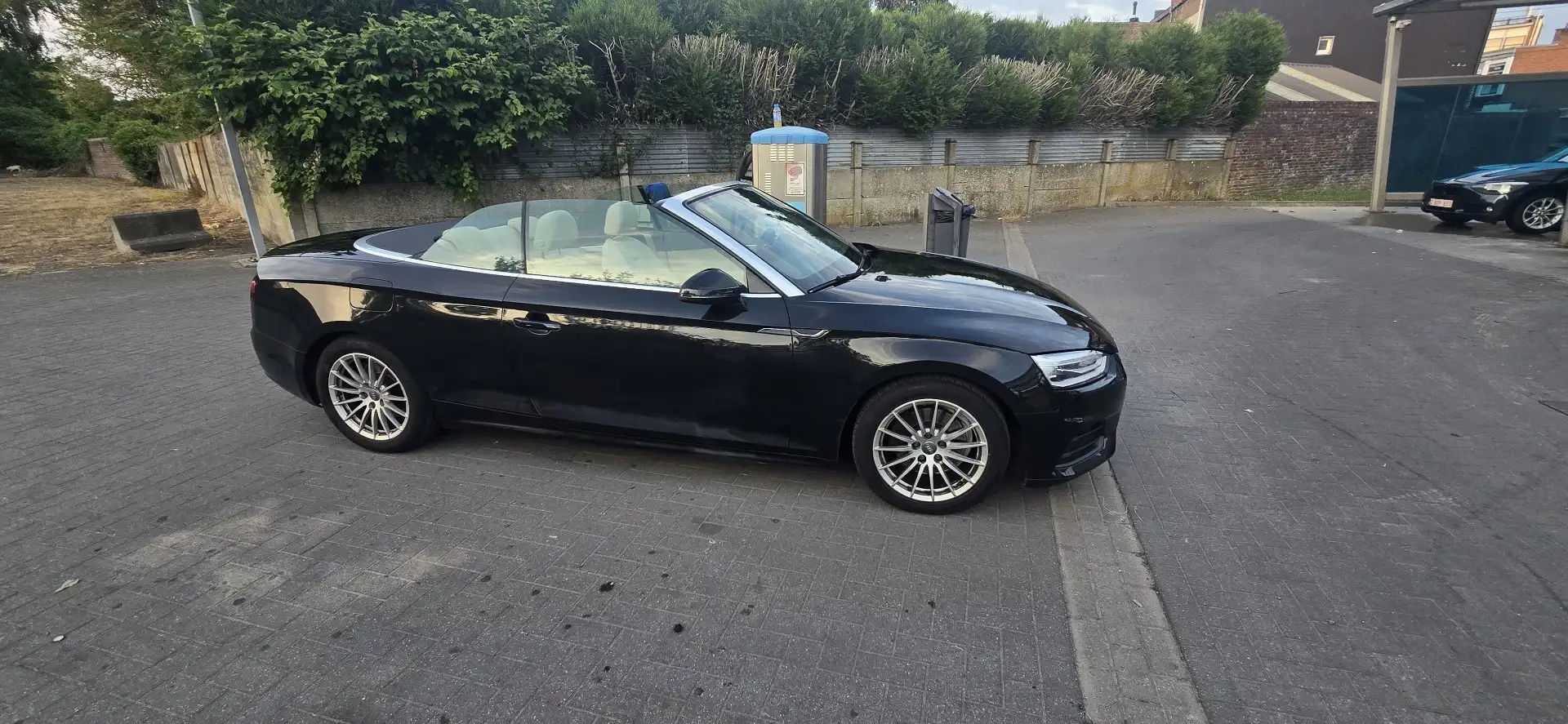 Audi A5 Cabriolet 2.0 TDi - 2