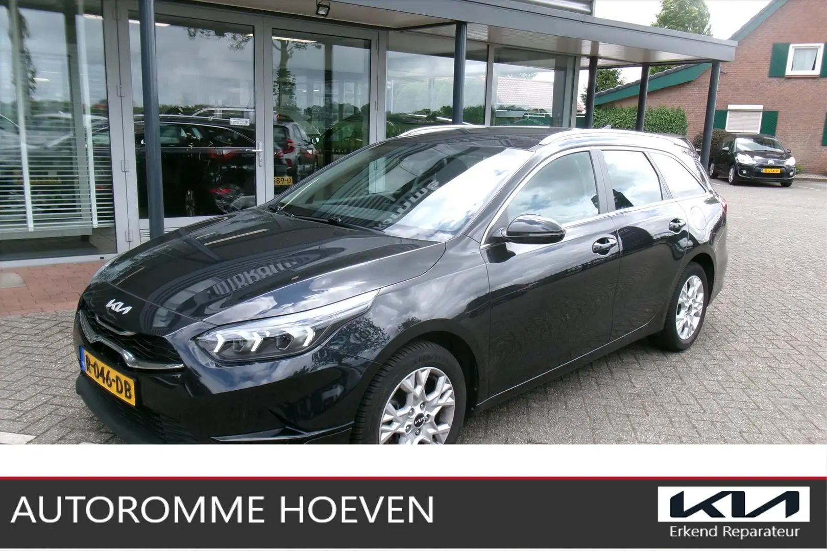 Kia Ceed SW / cee'd SW 1.0 Turbo DynamicLine Sporty Wagon Org. Ned. Negro - 1