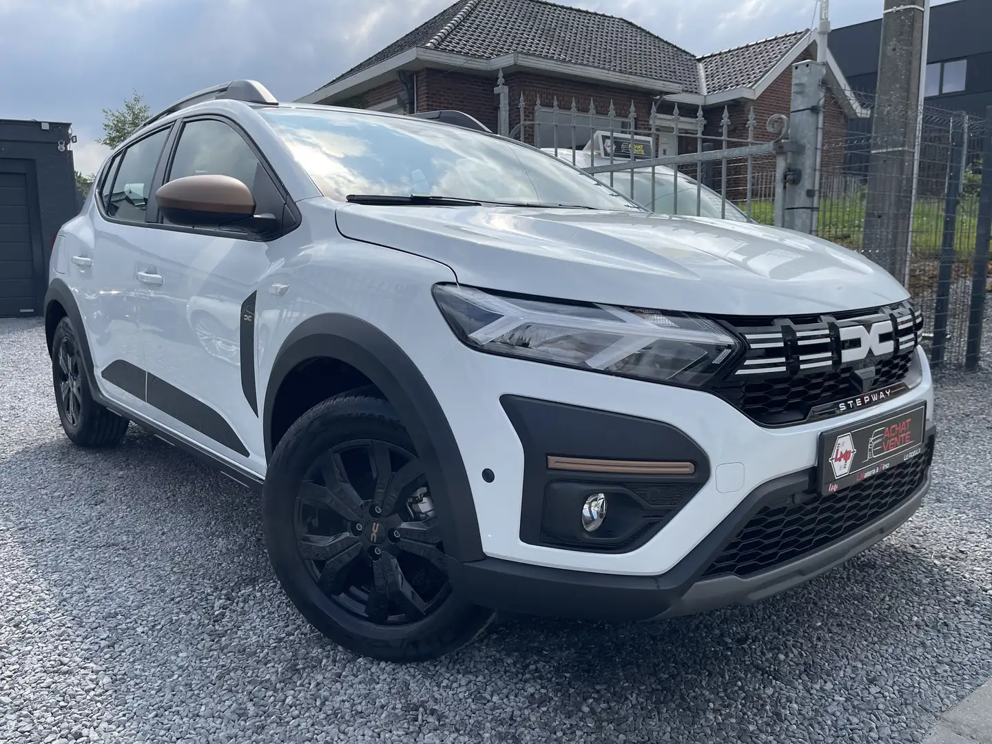 Dacia Sandero Stepway1.0TCe Extreme🔝3.053 km🔝Gar 02/20230 Bianco - 2