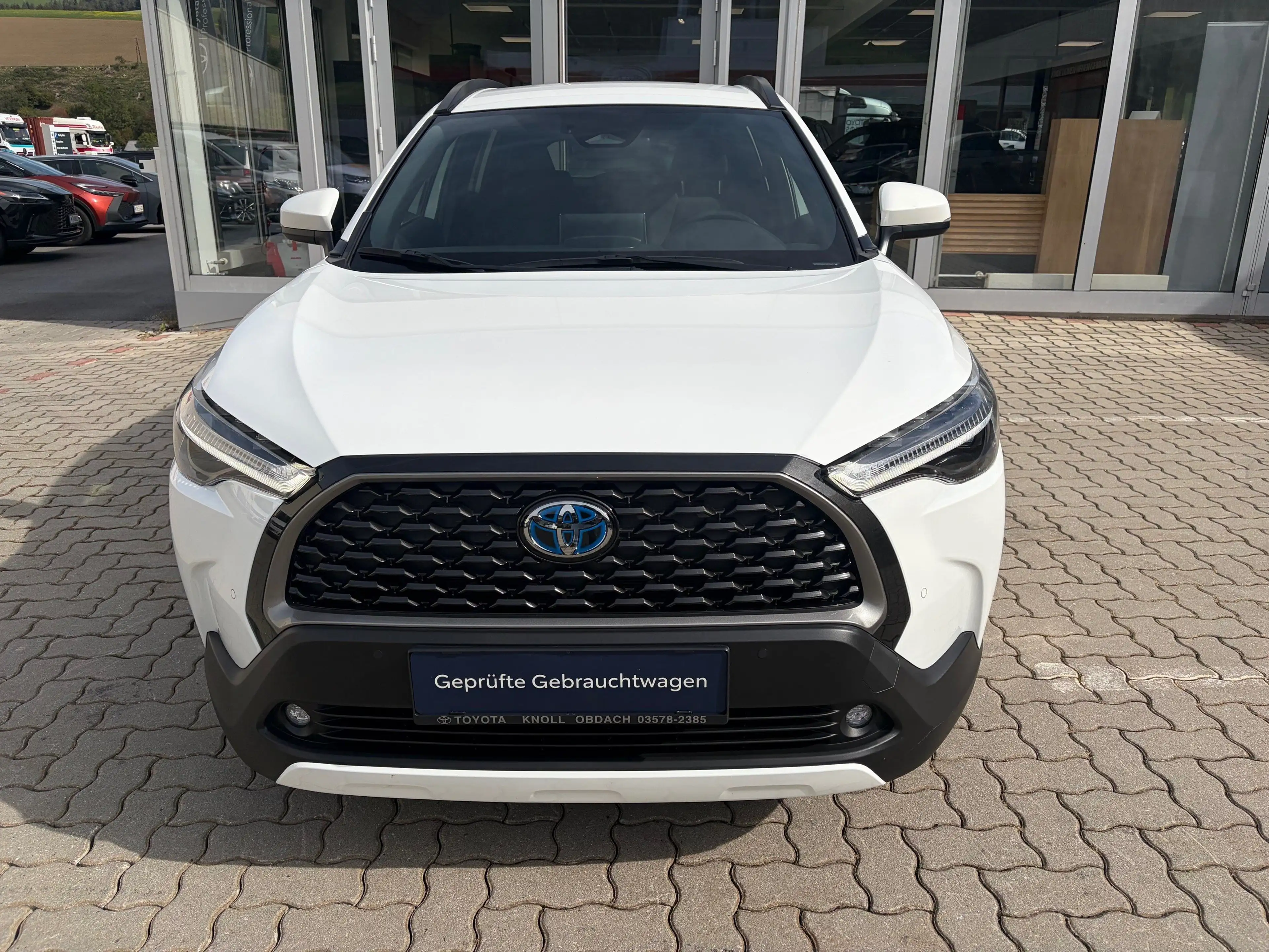 Toyota Corolla Cross 1,8 Hybrid FWD Active Drive — photo 3