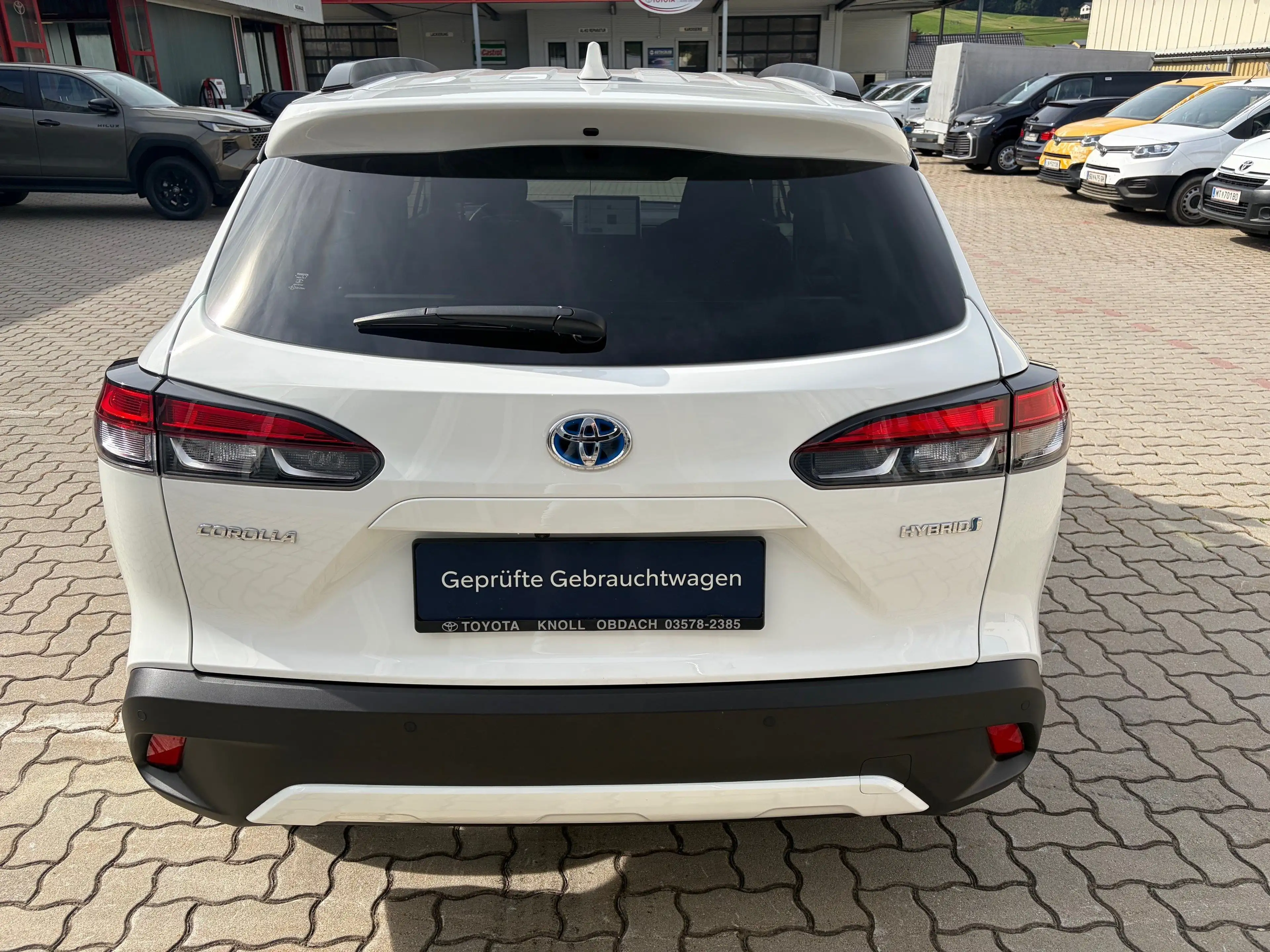 Toyota Corolla Cross 1,8 Hybrid FWD Active Drive — photo 5