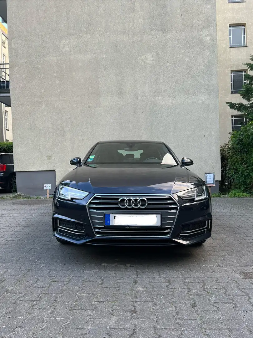 Audi A4 sport ultra BI-XENON, PARKPILOT, ALCANTARA Blau - 2