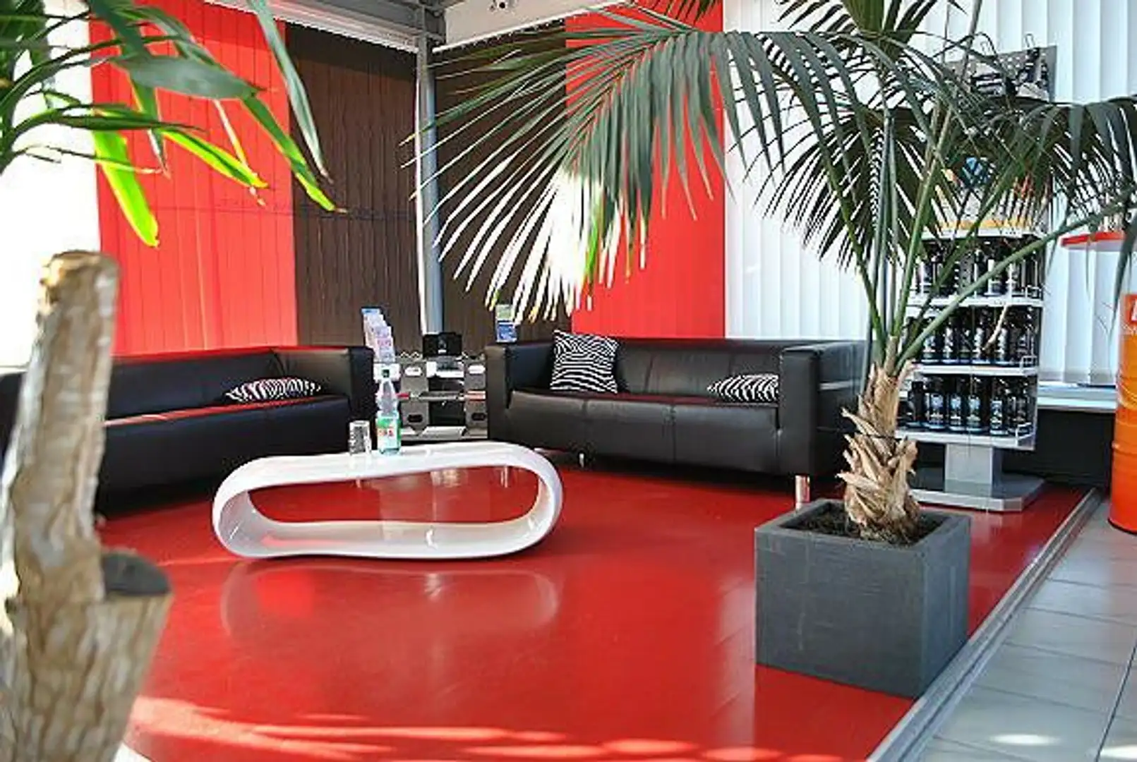 Volkswagen Touran 1.4 TSI SOUND.Navi.LED.Pano.ACC Weiß - 2