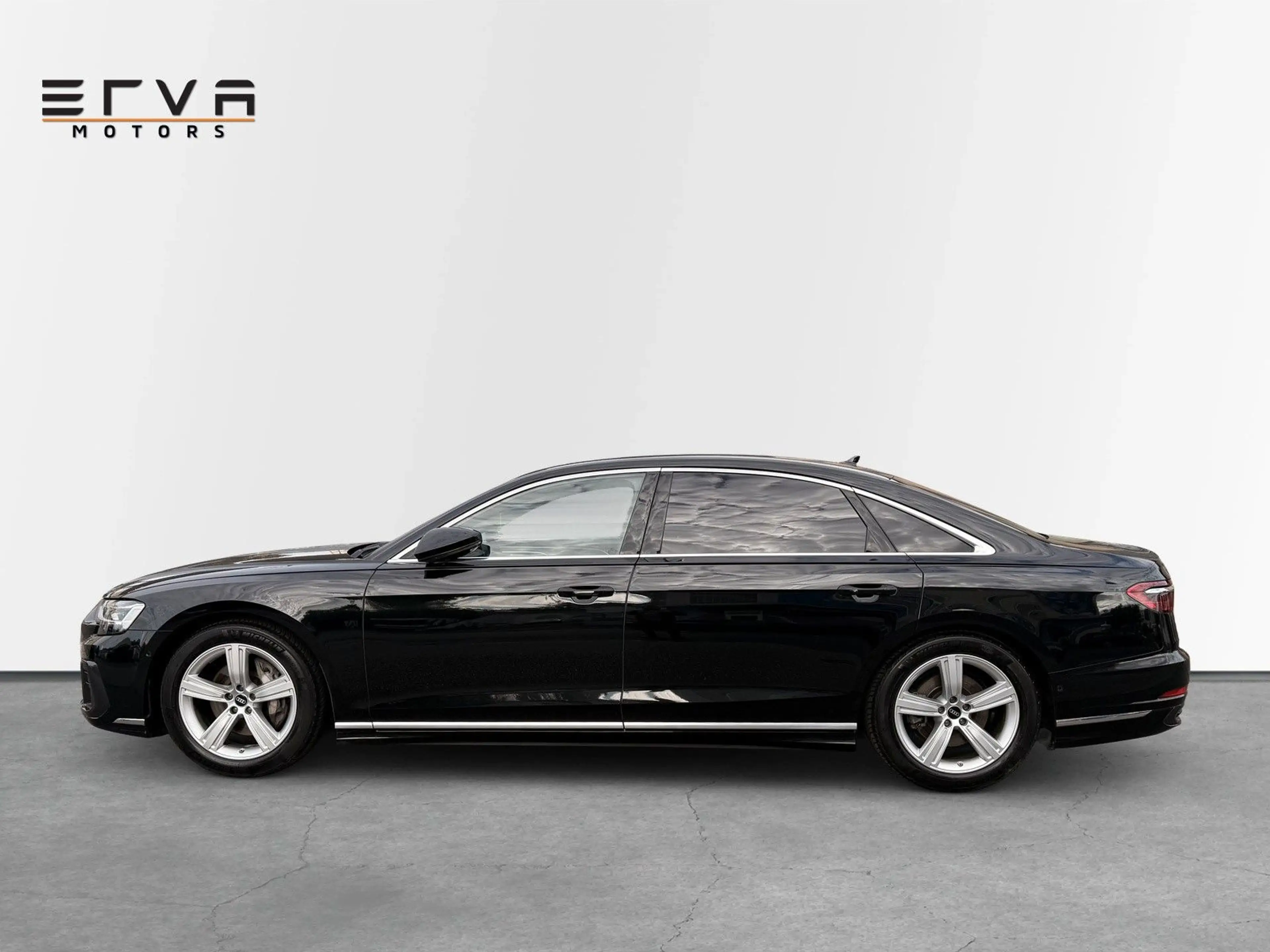 Audi A8 50 TDI L quattro | CHAUFFEUR | Bang & Olufsen — photo 4