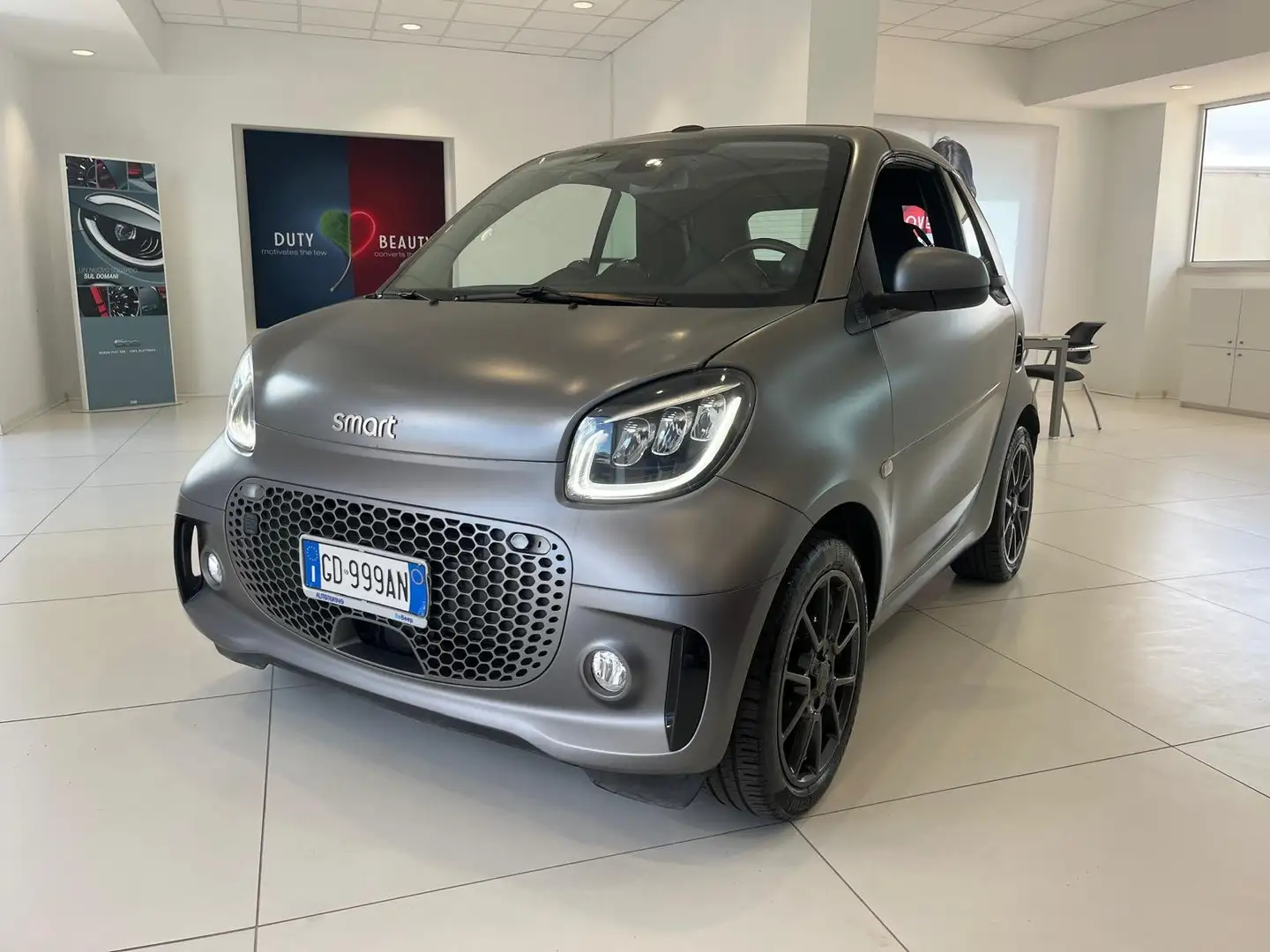 smart forTwo Fortwo III 2020 Cabrio Cabrio eq Edition One 4,6kW Gris - 1