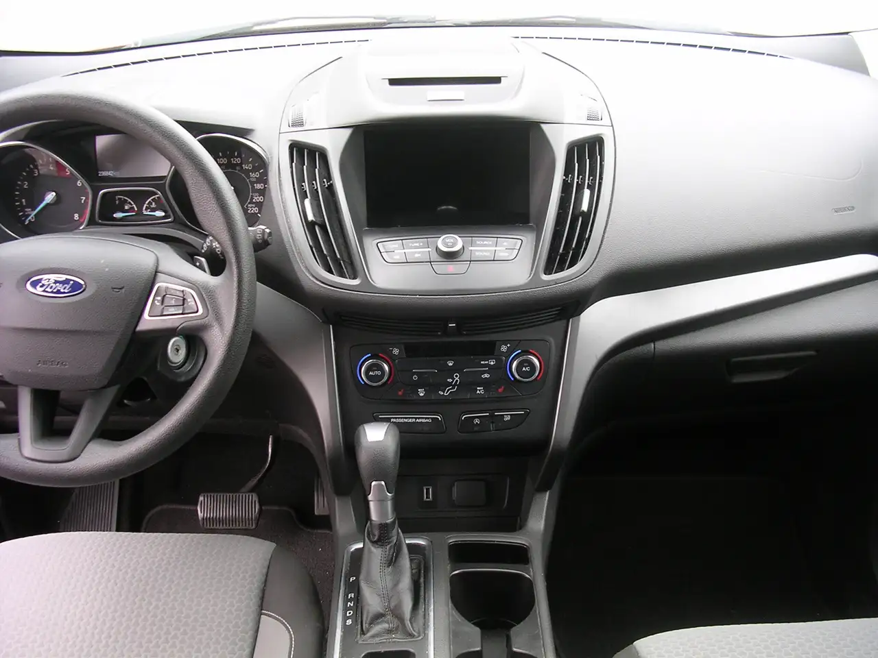 Ford Escape photo Ford Escape
