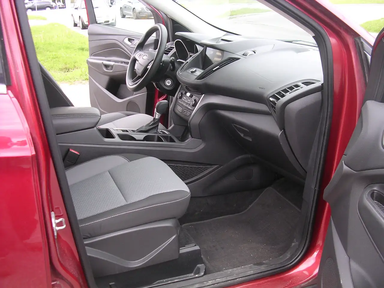Ford Escape photo Ford Escape