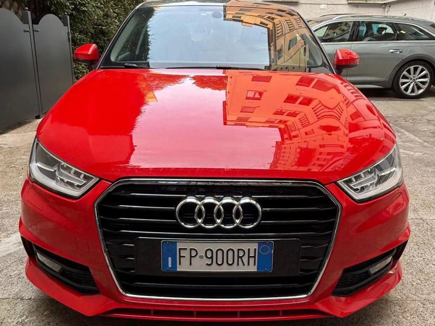 Audi A1 Sportback 82cv (NEOPATENTATI) Rosso - 2