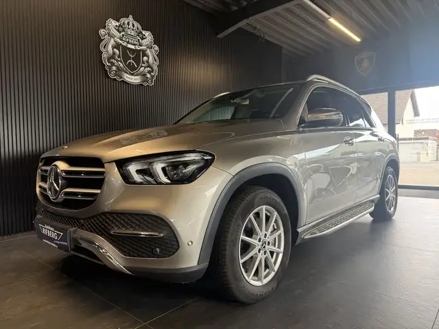 Mercedes-Benz GLE 300 d 4Matic Trittbretter/HUD/AHK/StandHeizu