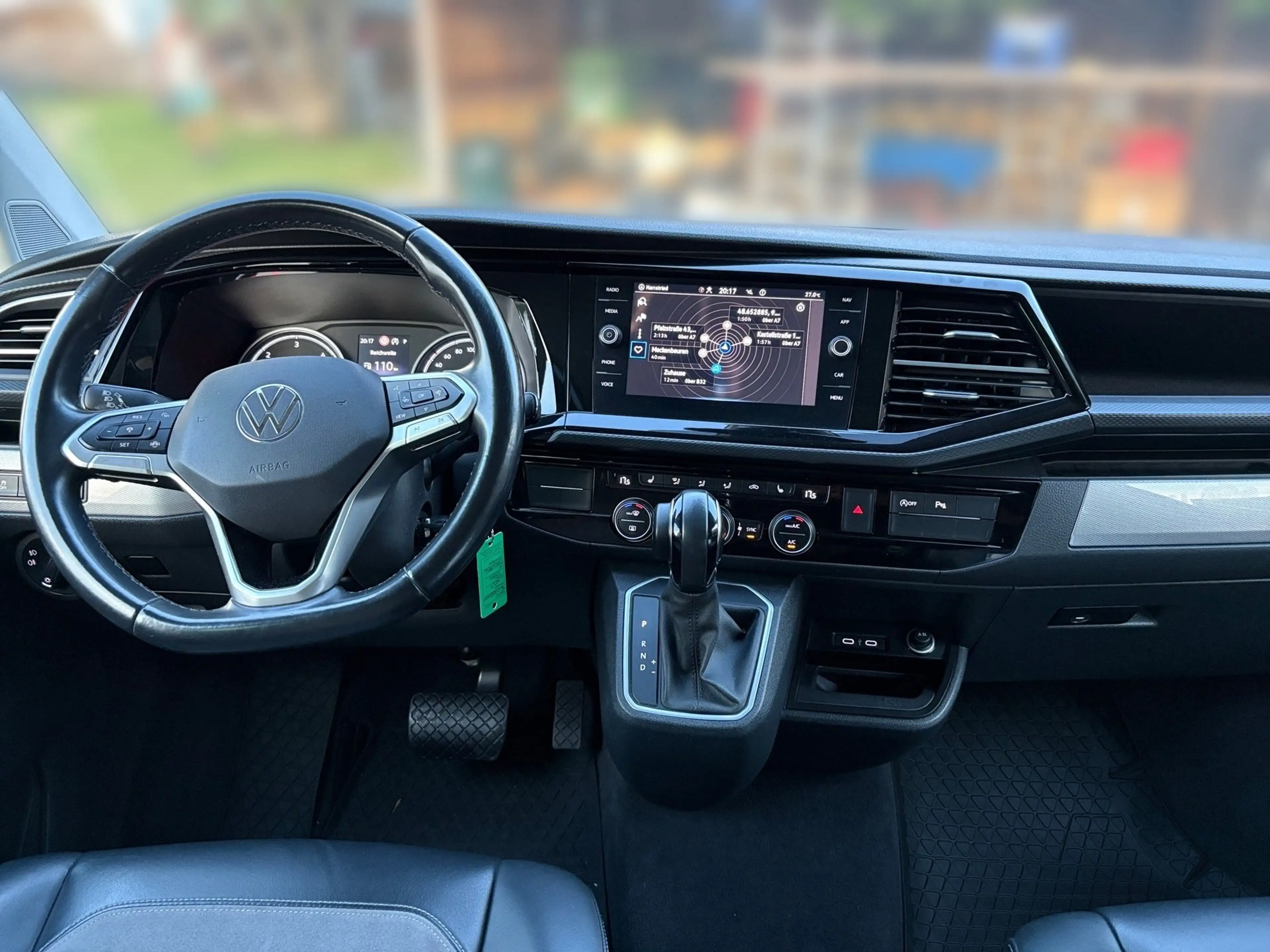 Volkswagen T6.1 Multivan 2.0 TDI DSG Generation Six 4MOTION AHK. LED. Rückf — photo 13