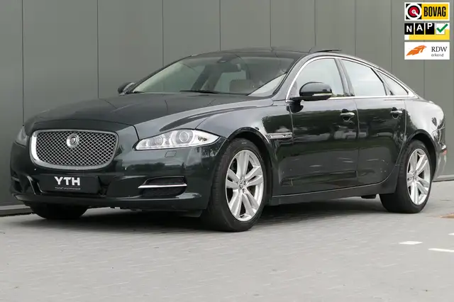 Jaguar XJ 5.0 V8 Premium Luxury Youngtimer Panorama Memory