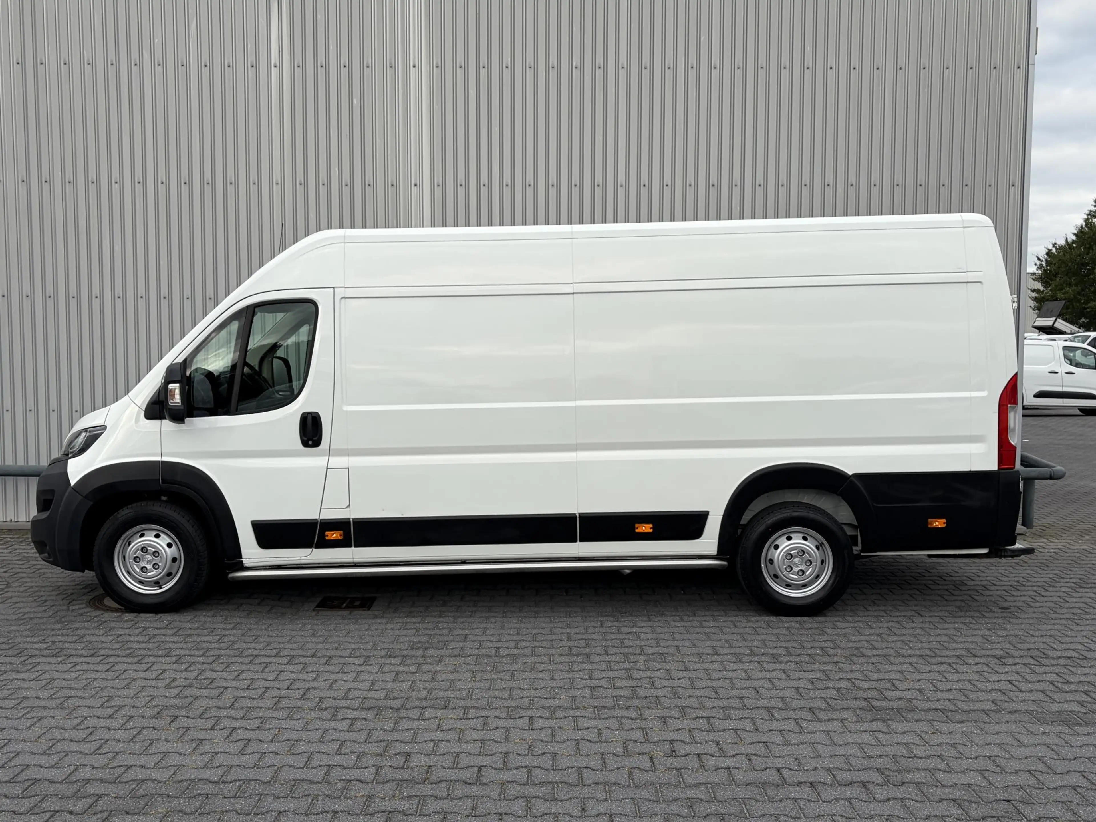 Peugeot Boxer 435 2.2 L4H3*MARGE*NAVI*CAM*CRUISE*A/C*TEL*3PERS* — photo 4