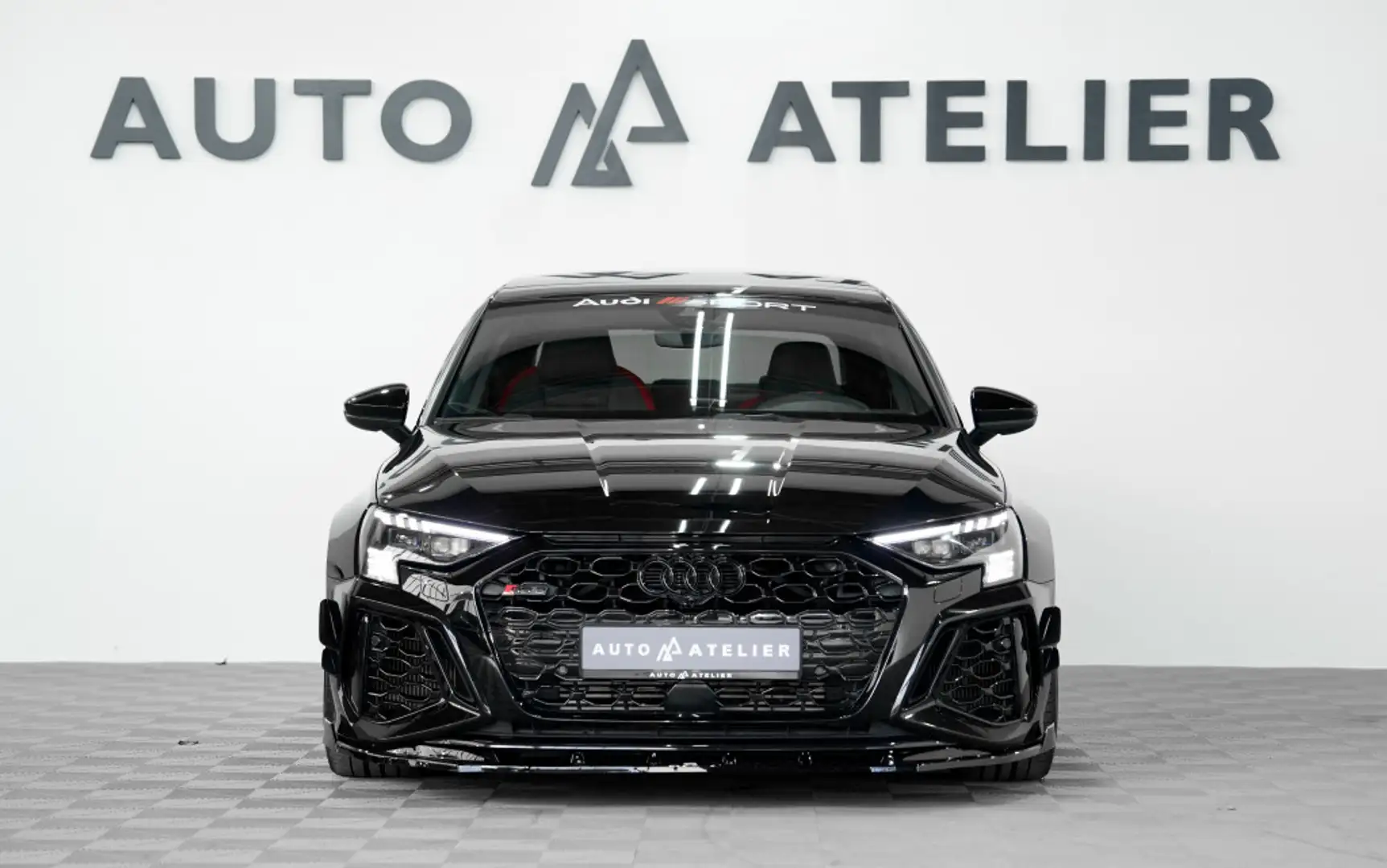 Audi RS3 2.5 quattro*1.HD*S-AGA*PANO*SCHALE*B&O* Schwarz - 2