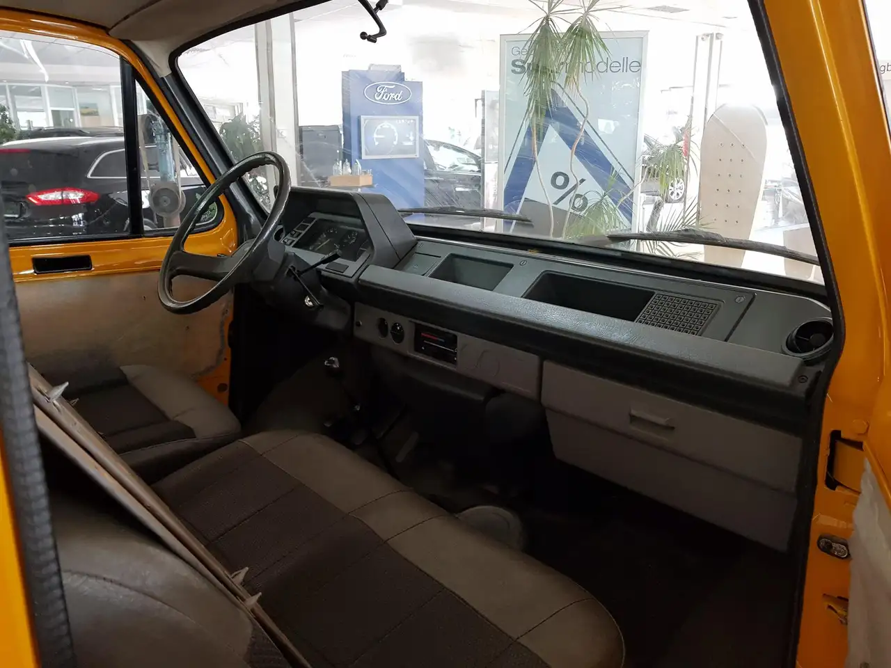 Ford Transit Transporter 78 LCX Pritschenwagen LKW 50, foto 6
