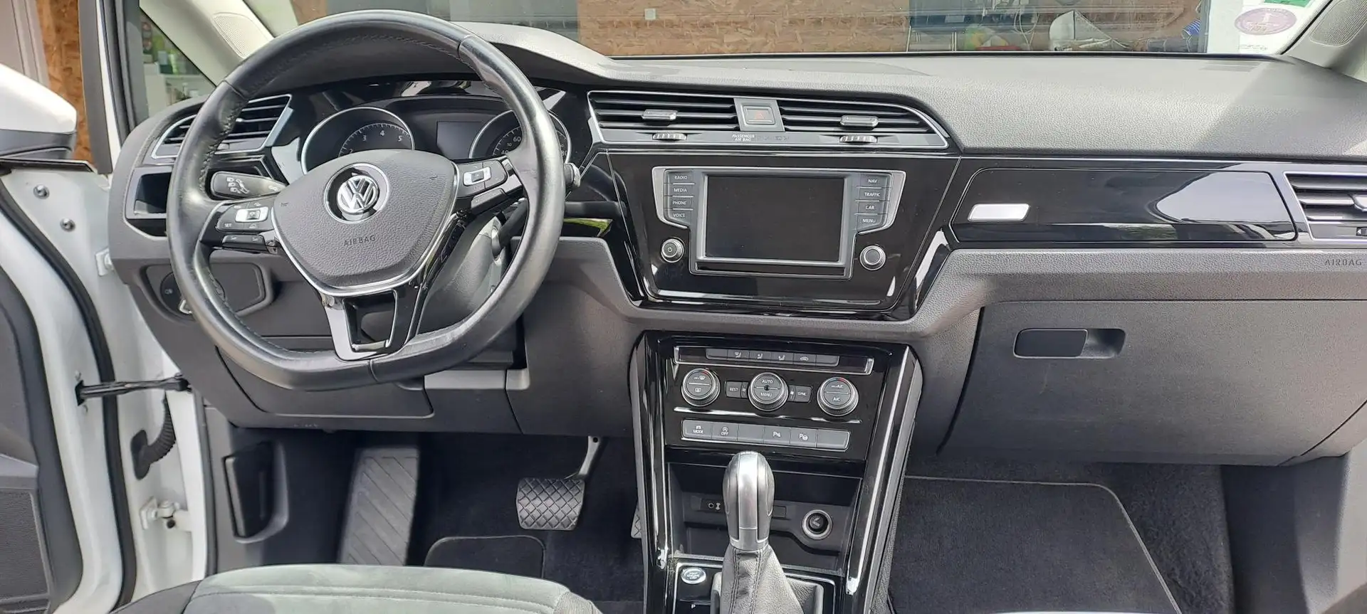 Volkswagen Touran Touran 1.4 TSI 150 BMT DSG7 7pl R-Line Blanc - 2