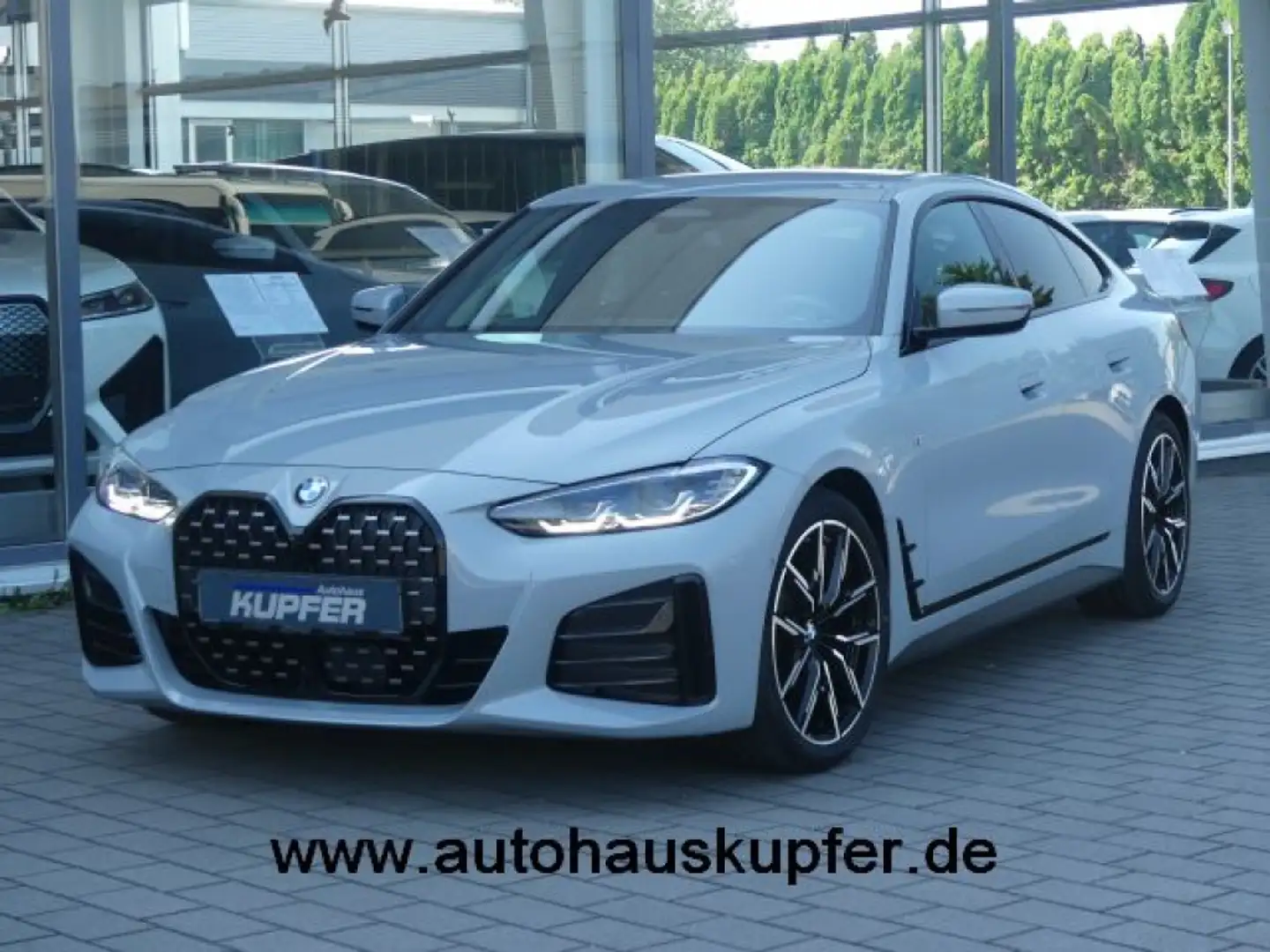 BMW 420 d xDriv M Sportpak.19-Stdhzg.ACC Gris - 1