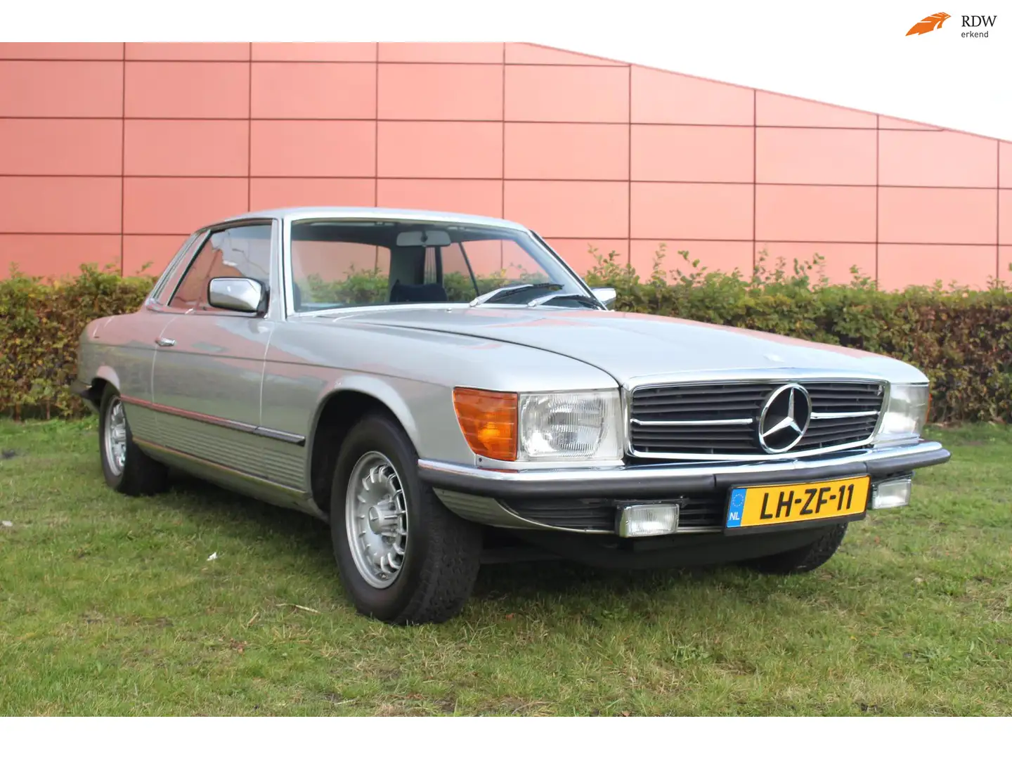 Mercedes-Benz SLC 350 Grau - 1