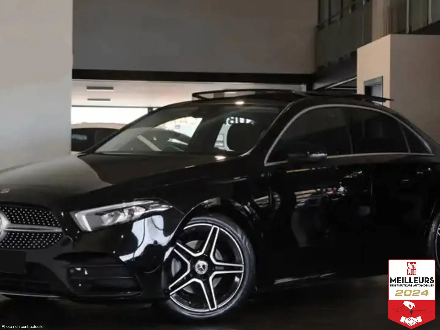 Mercedes-Benz A 200 200 AMG Line +Toit ouvrant panoramique Zwart - 1