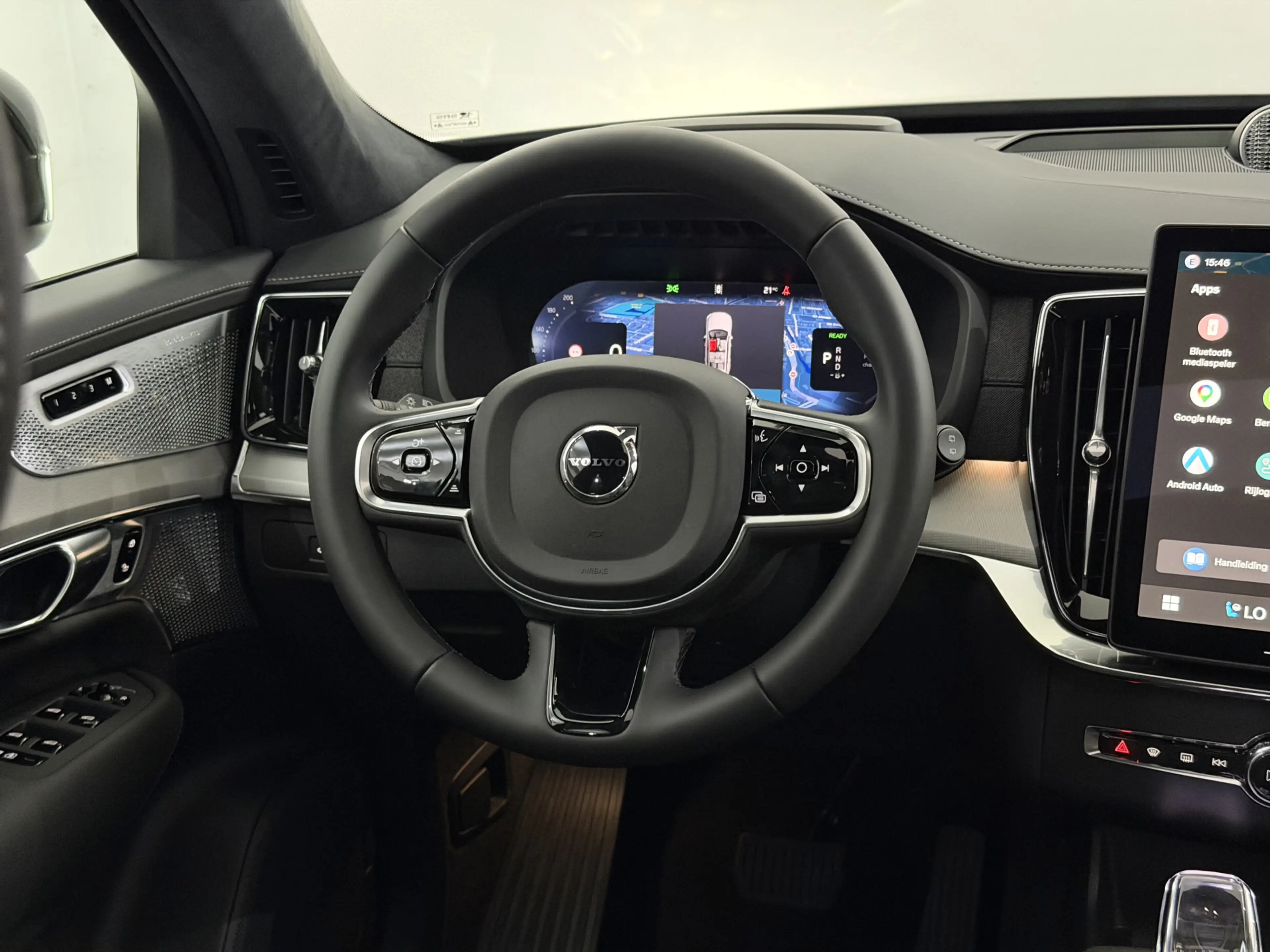 Volvo XC90 2.0 T8 Plug-in hybrid AWD Plus Black Edition Panor — photo 14