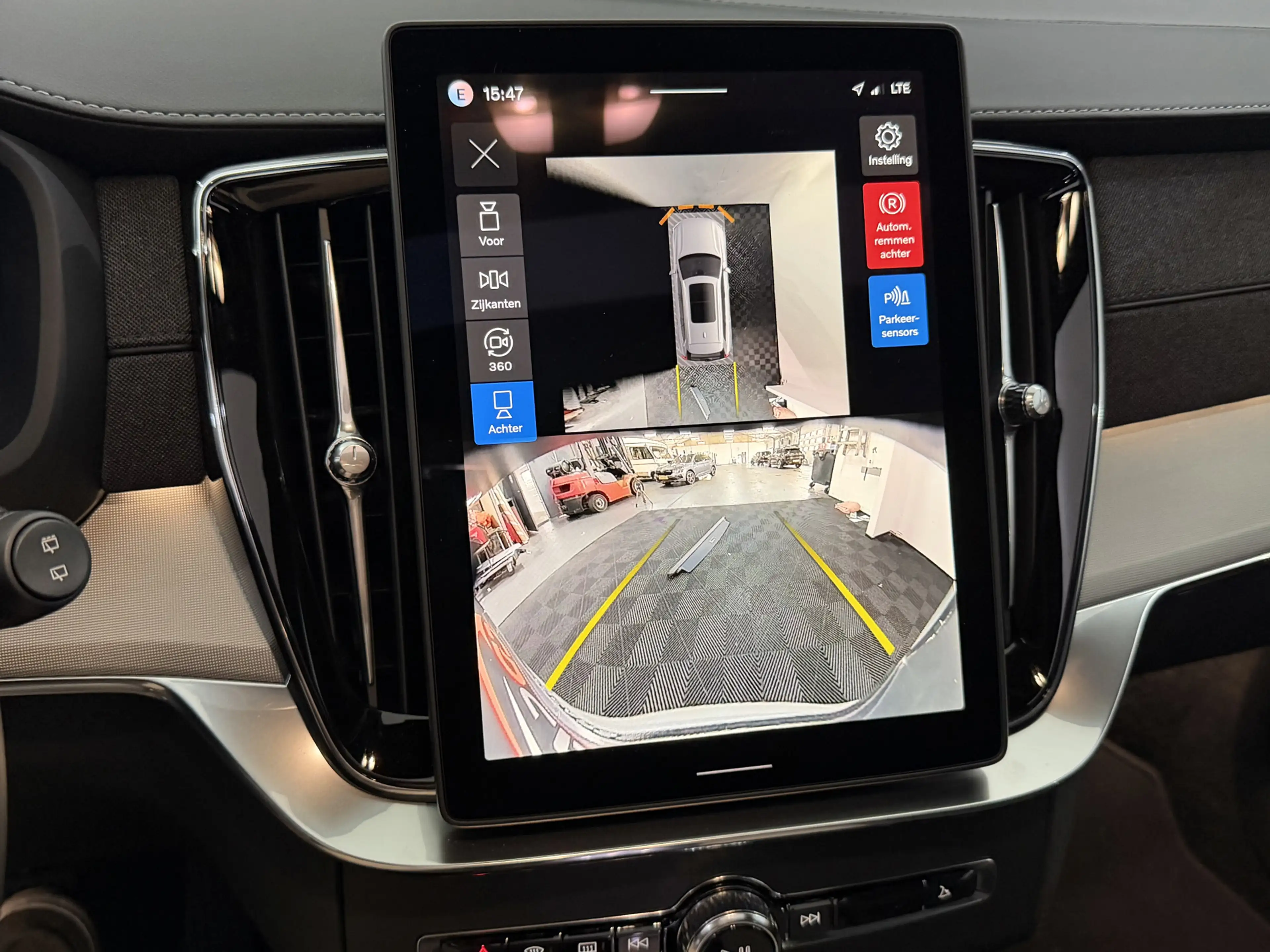 Volvo XC90 2.0 T8 Plug-in hybrid AWD Plus Black Edition Panor — photo 22