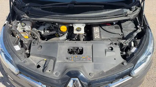 Renault Grand Scenic view 15