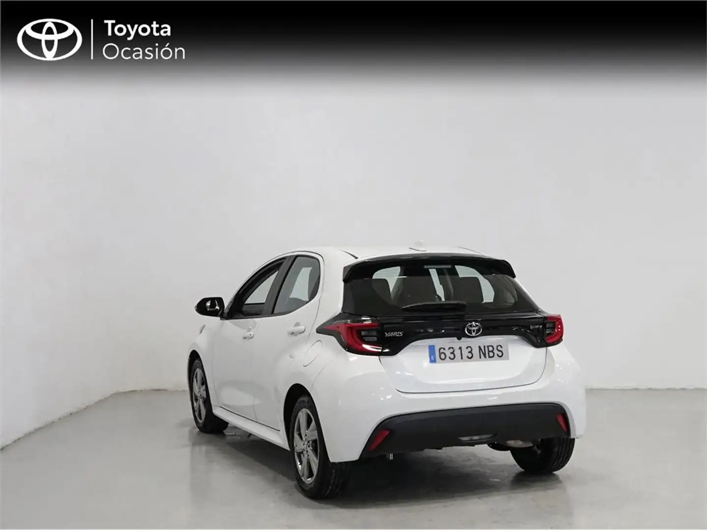Toyota Yaris ACTIVE PLUS Blanco - 2