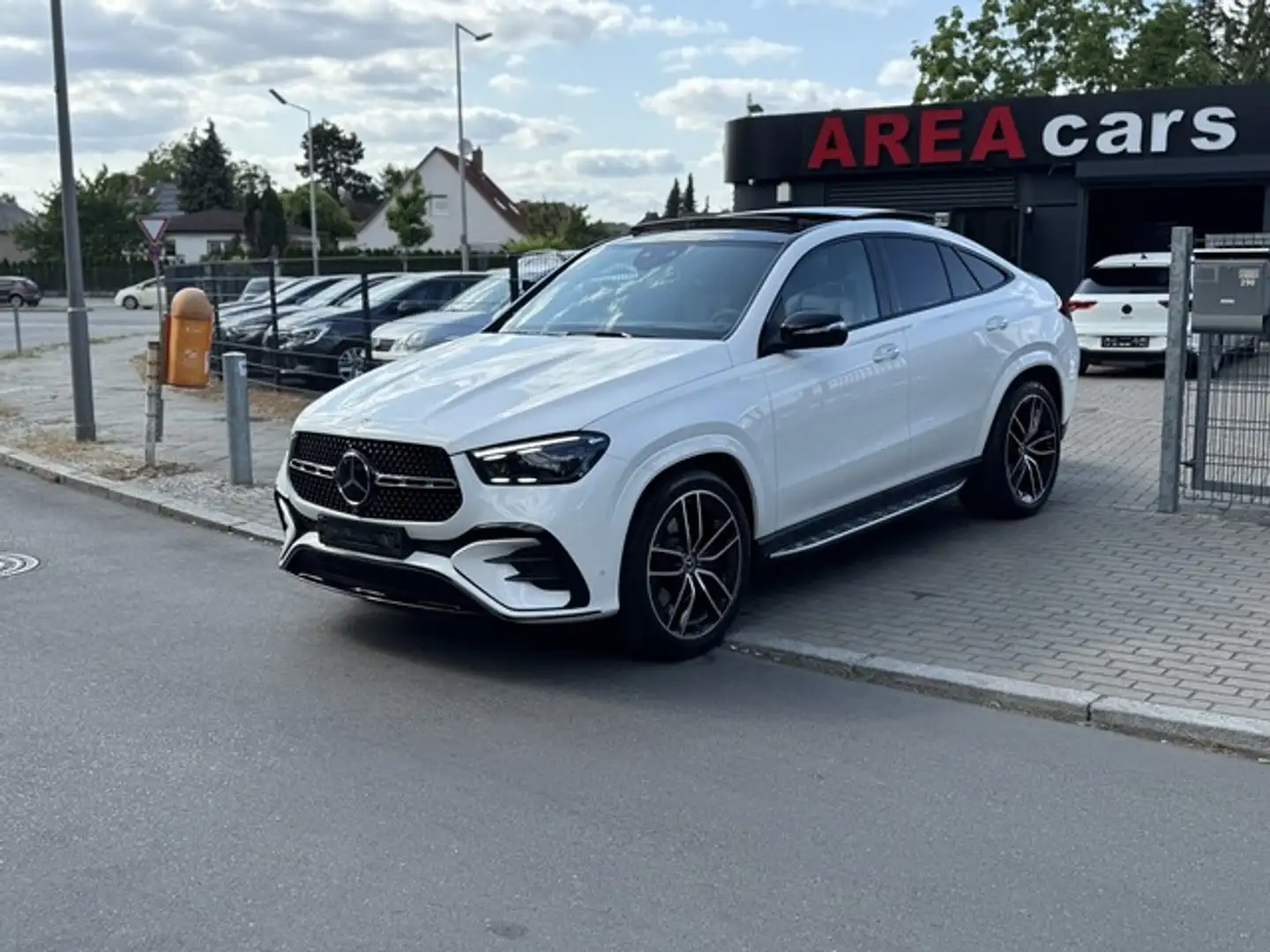 Mercedes-Benz GLE 450 d 4M Coupe AMG*PANO*HUD*BUR*DIST.*360°* Wit - 2