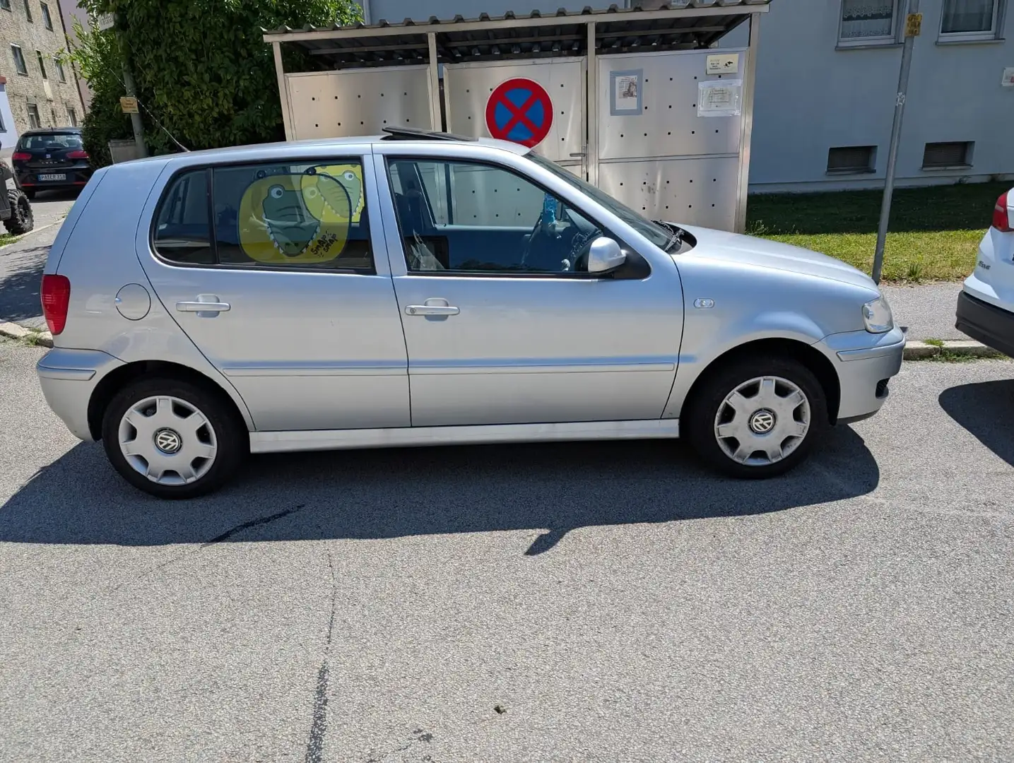 Volkswagen Polo Gris - 2