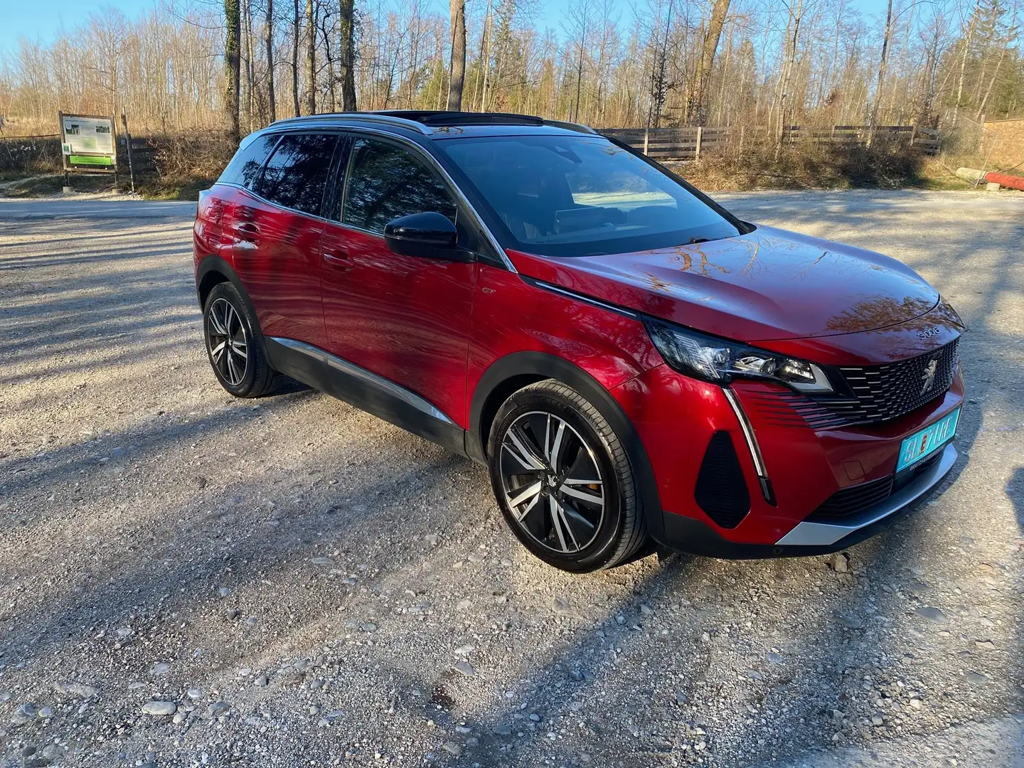 Peugeot 3008 PureTech 130 EAT8 GT Pack LED Leder SHZ Pano RFK Rot - 2