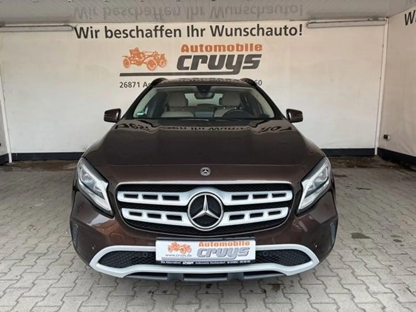 Mercedes-Benz GLA 220 d 7G-DCT Style - LED Braun - 2