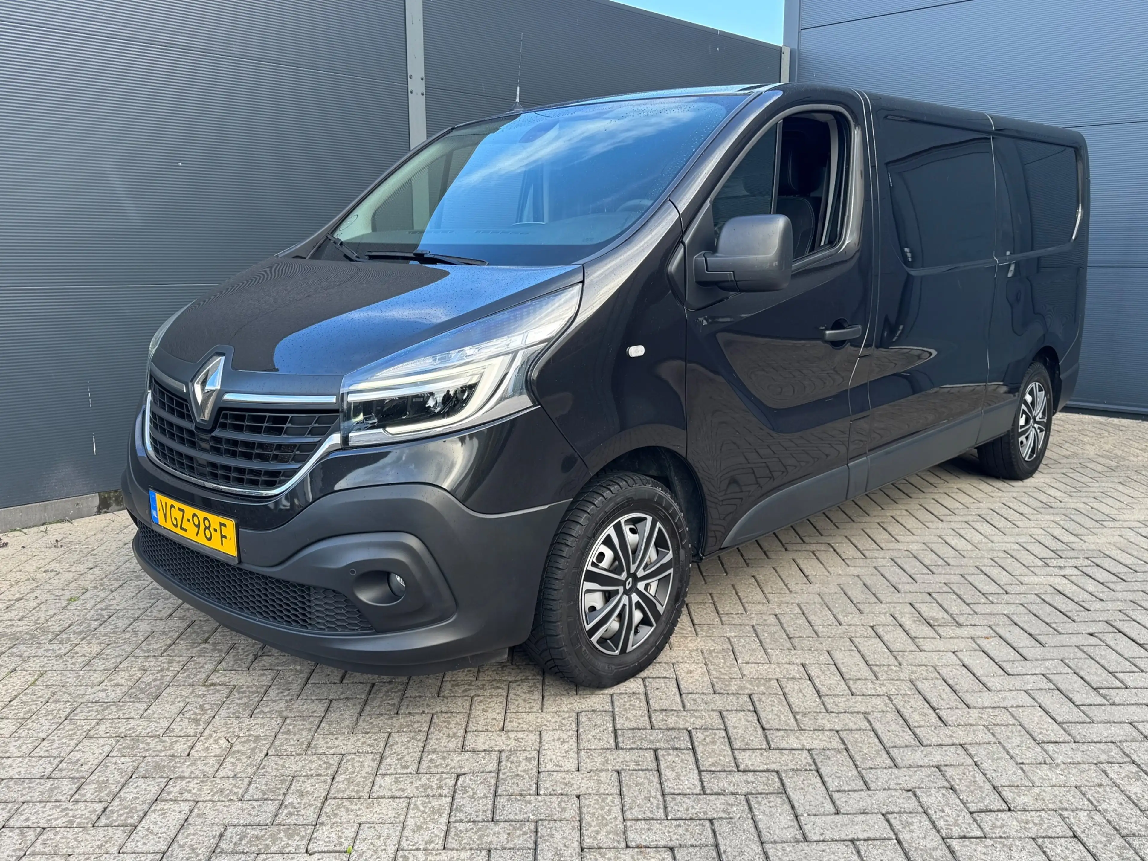 Renault Trafic 2.0 dCi 120 T29 L2H1 / Camera / Trekhaak / Led — photo 7