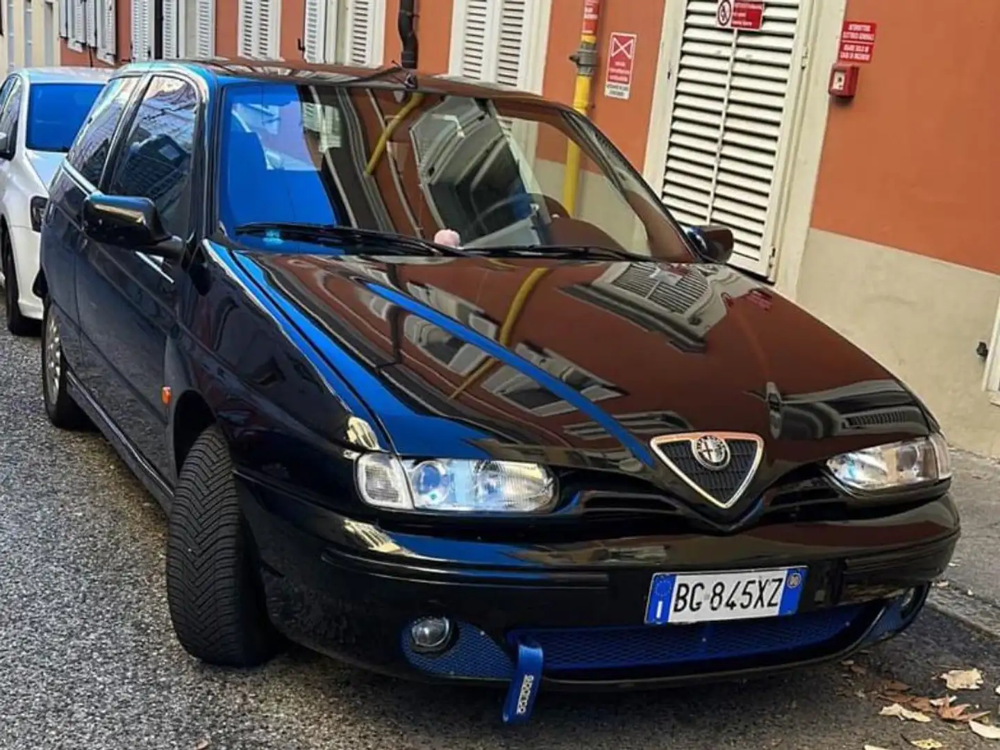 Alfa Romeo 145 145 1.4 ts 16v L c/airbag,abs,AC,CL Czarny - 1