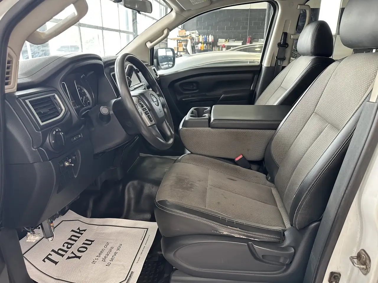 Nissan Titan XD снимка Nissan Titan XD