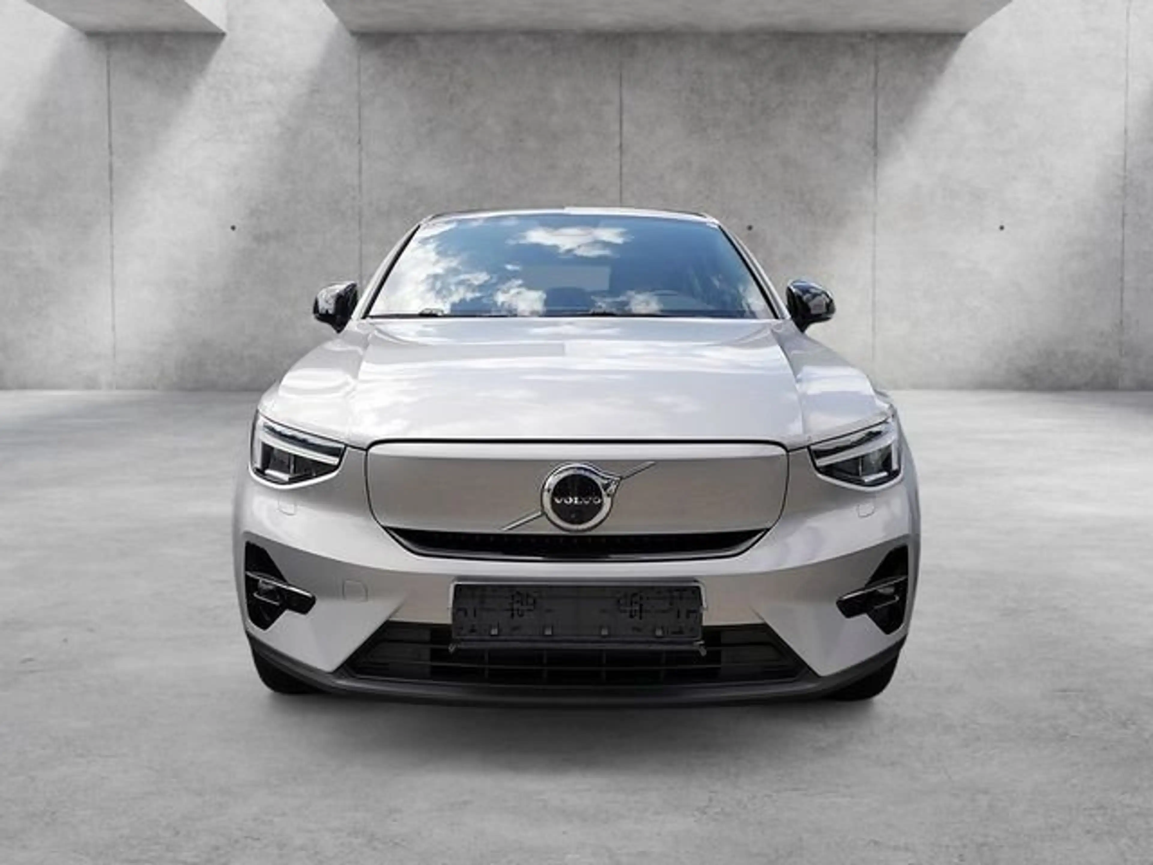 Volvo C40 Ultimate Recharge Pure Electric 2WD LED PANO — photo 2