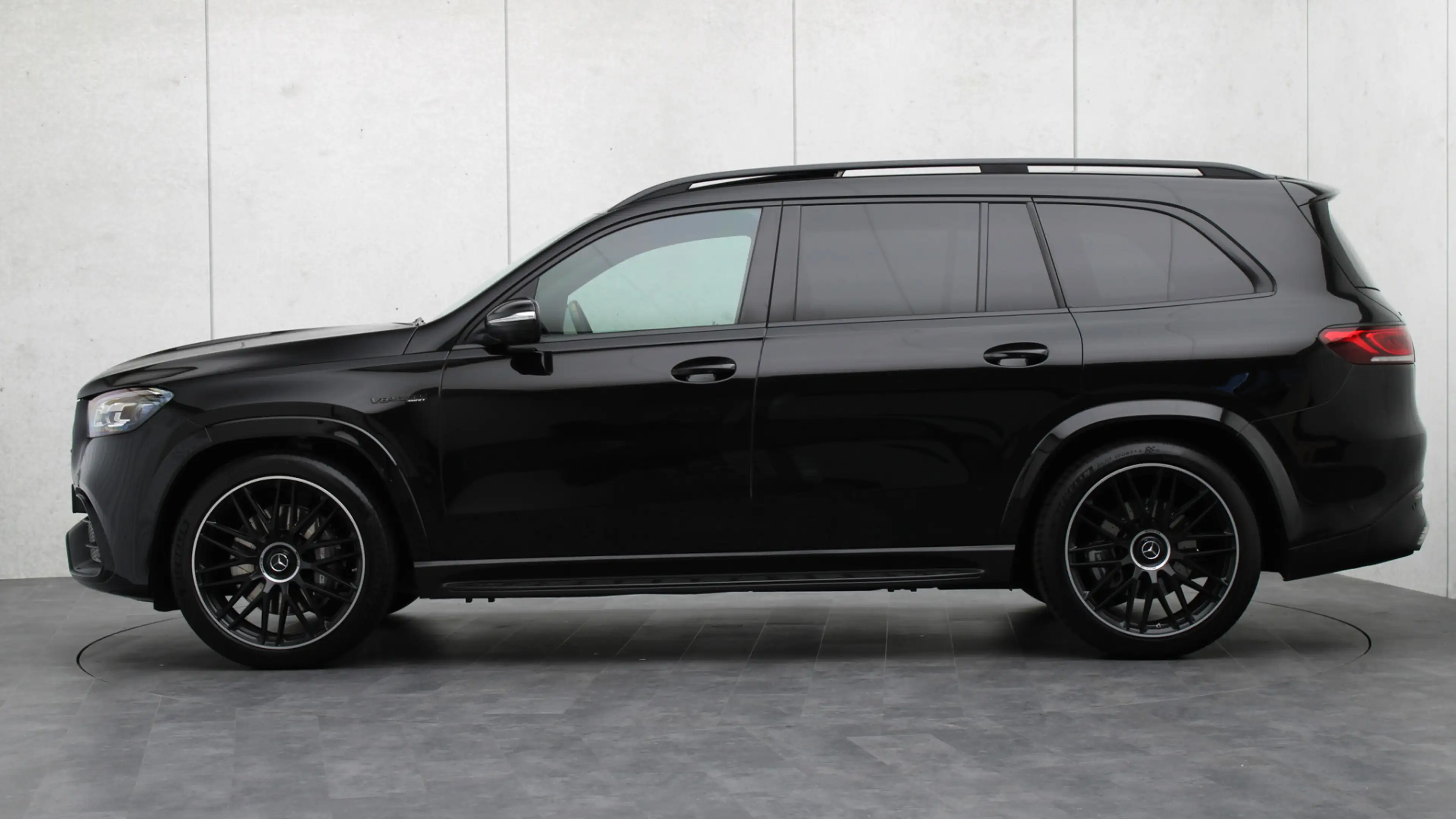 Mercedes-Benz GLS 63 AMG 4MATIC+ Premium Plus | Massage | Burmester | Trekh — photo 2