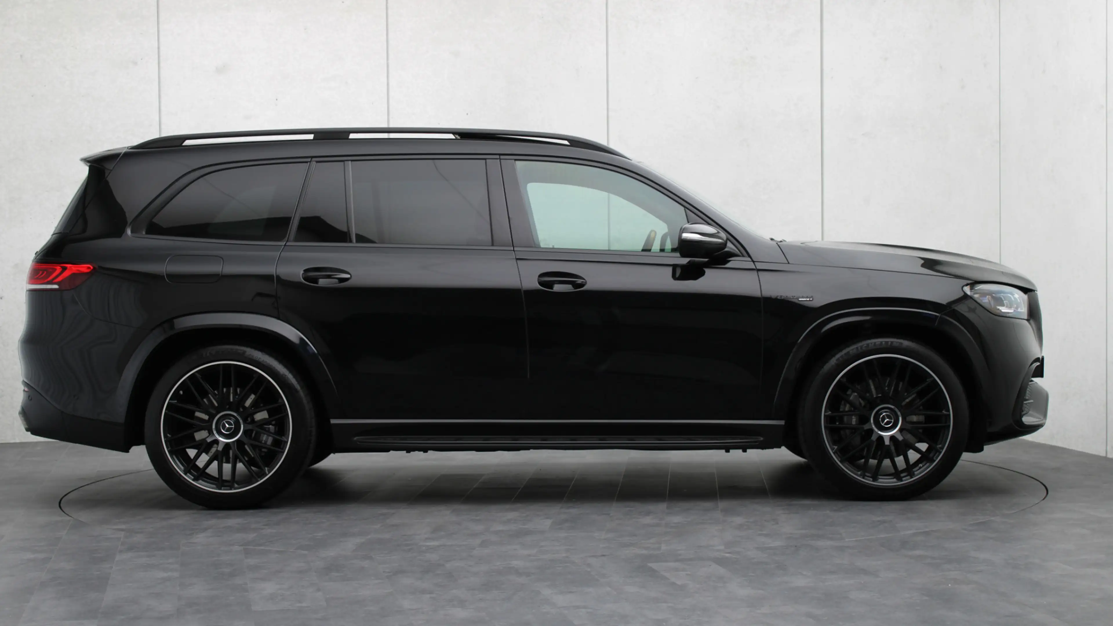 Mercedes-Benz GLS 63 AMG 4MATIC+ Premium Plus | Massage | Burmester | Trekh — photo 38