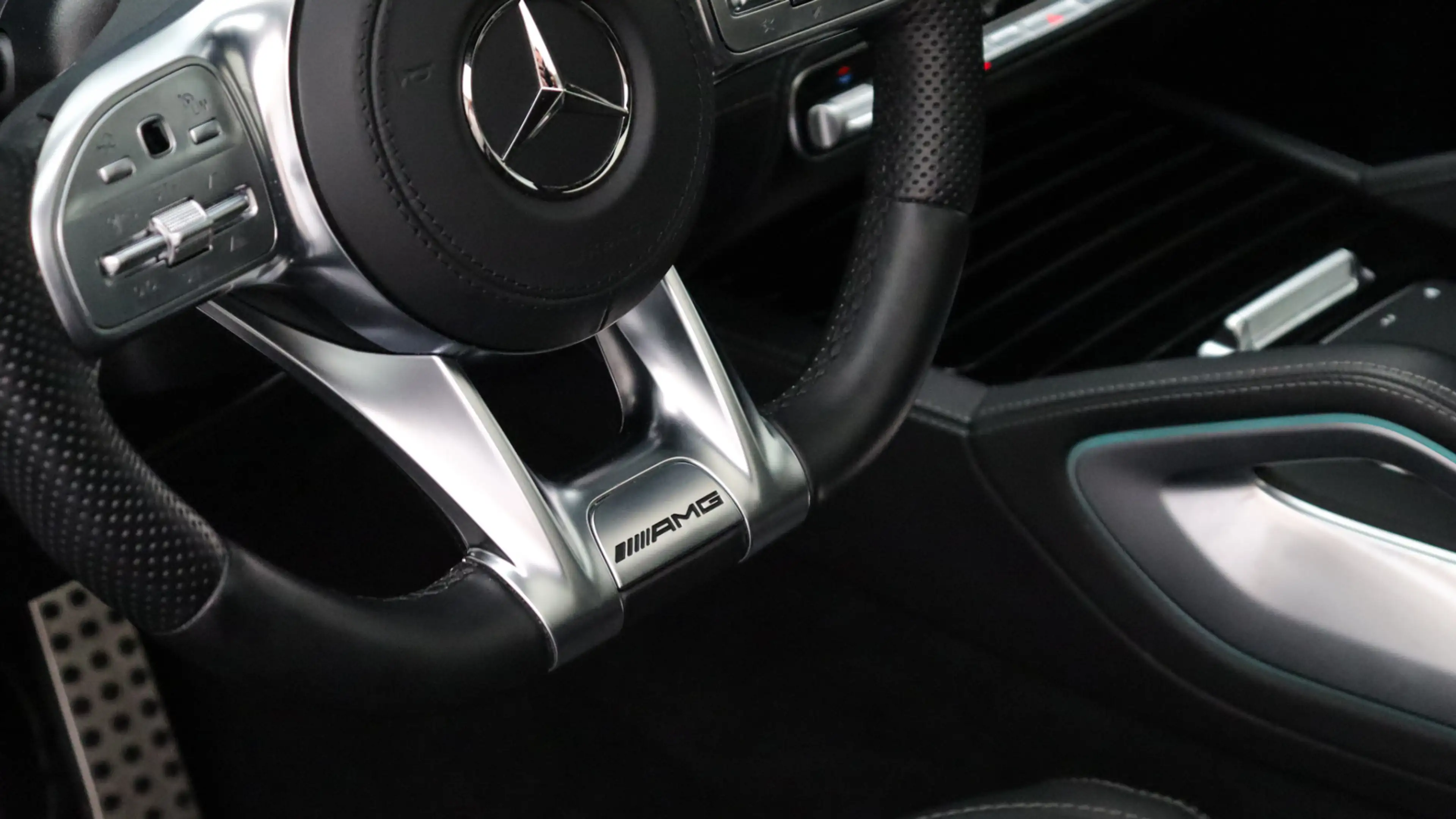 Mercedes-Benz GLS 63 AMG 4MATIC+ Premium Plus | Massage | Burmester | Trekh — photo 18