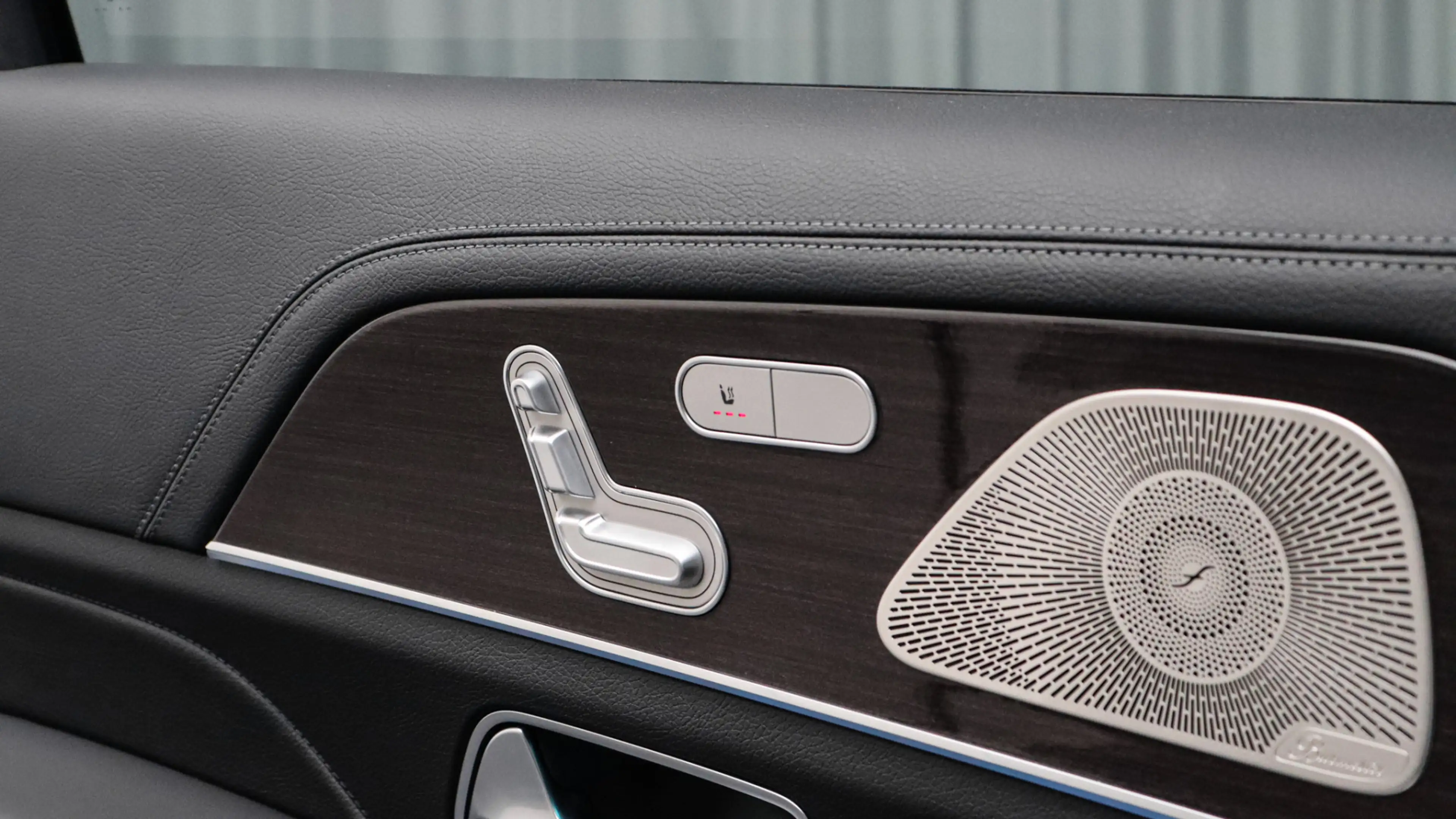 Mercedes-Benz GLS 63 AMG 4MATIC+ Premium Plus | Massage | Burmester | Trekh — photo 26