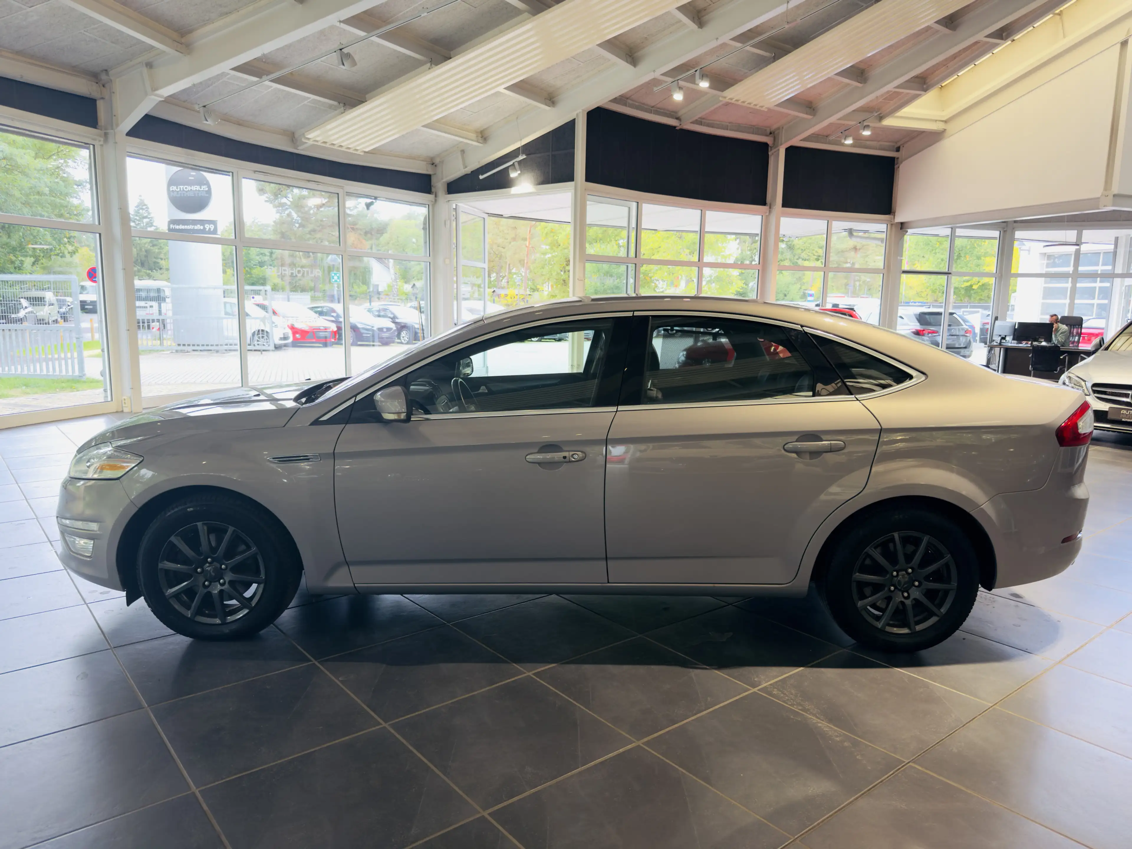 Ford Mondeo 2,0 TITANIUM 1. BESITZ ANHÄNGERKUPPLUNG — photo 7