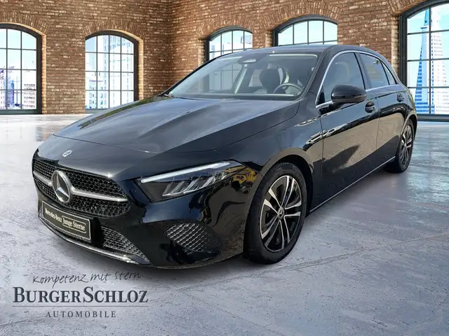 Mercedes-Benz A 200 AHK/NAVI/KAMERA/LED