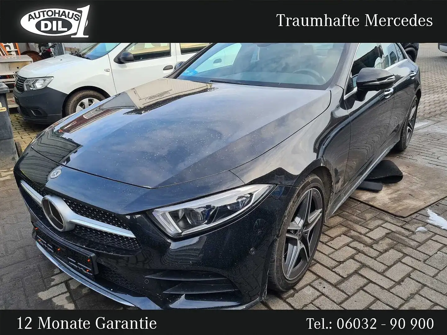 Mercedes-Benz CLS 350 d 4Matic *AMG*DISTR.+*SCHIEBEDACH* Schwarz - 1