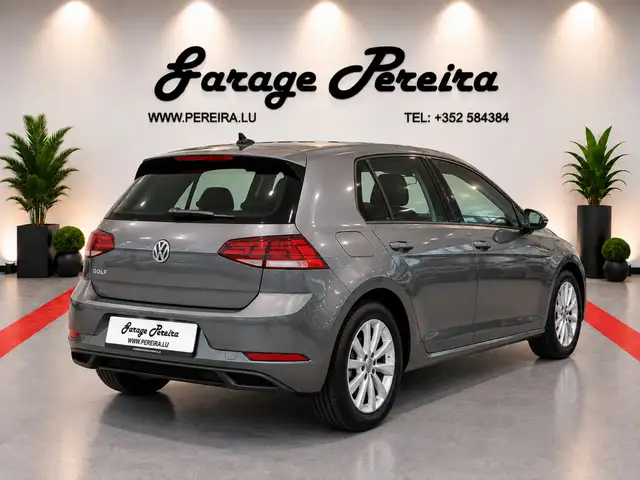 Volkswagen Golf view 5