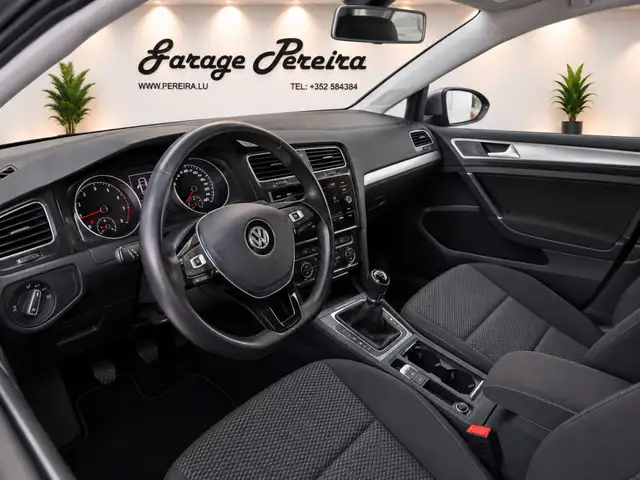 Volkswagen Golf view 7