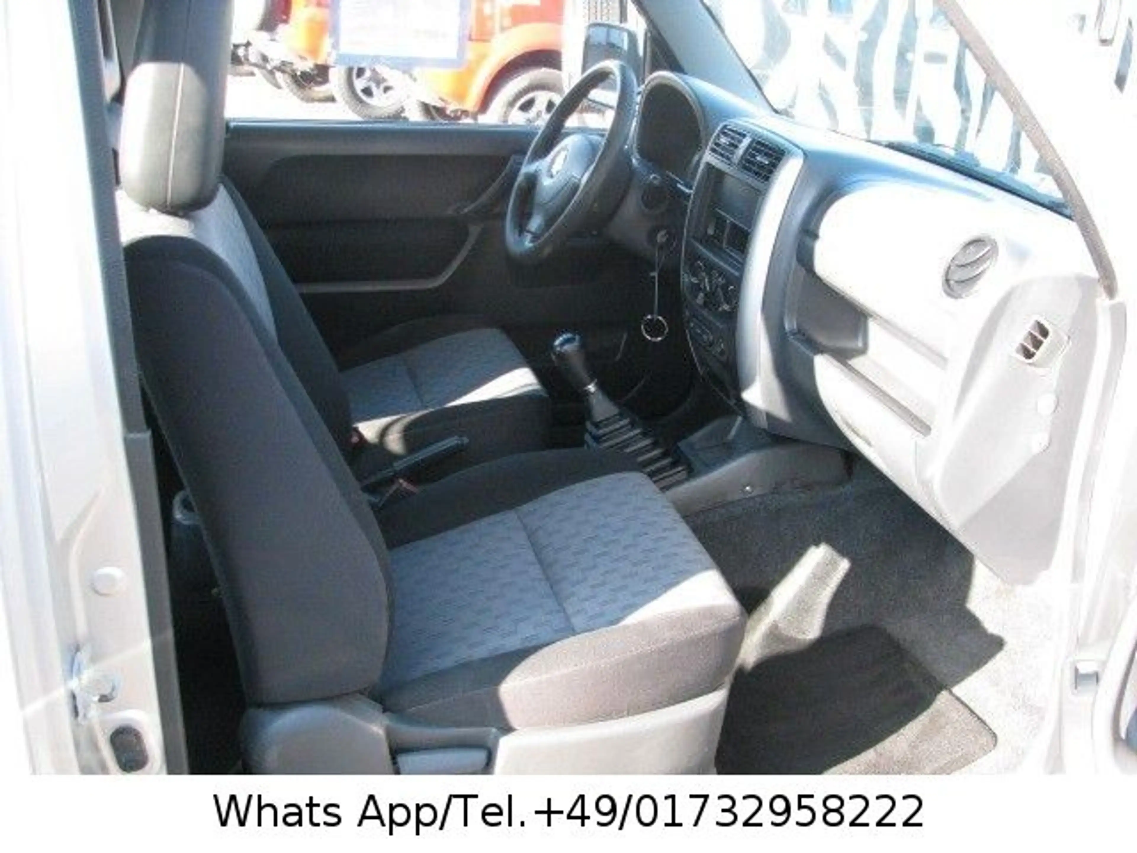Suzuki Jimny 1.3 4WD Comfort — photo 15