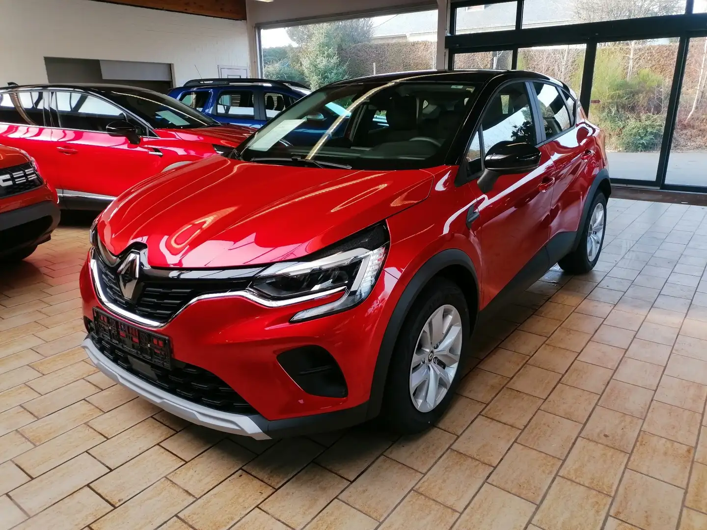 Renault Captur 1.0 TCe Equilibre, garantie 4 ans Rouge - 1