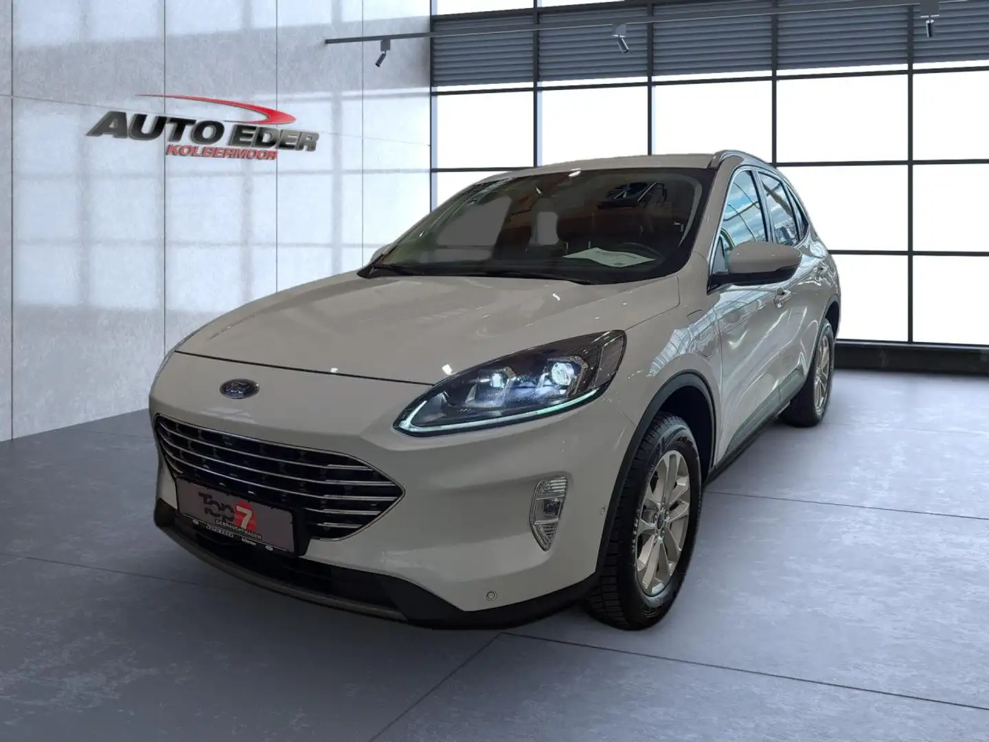 Ford Kuga Plug-In Hybrid Titanium X Bluetooth Navi LED Weiß - 2