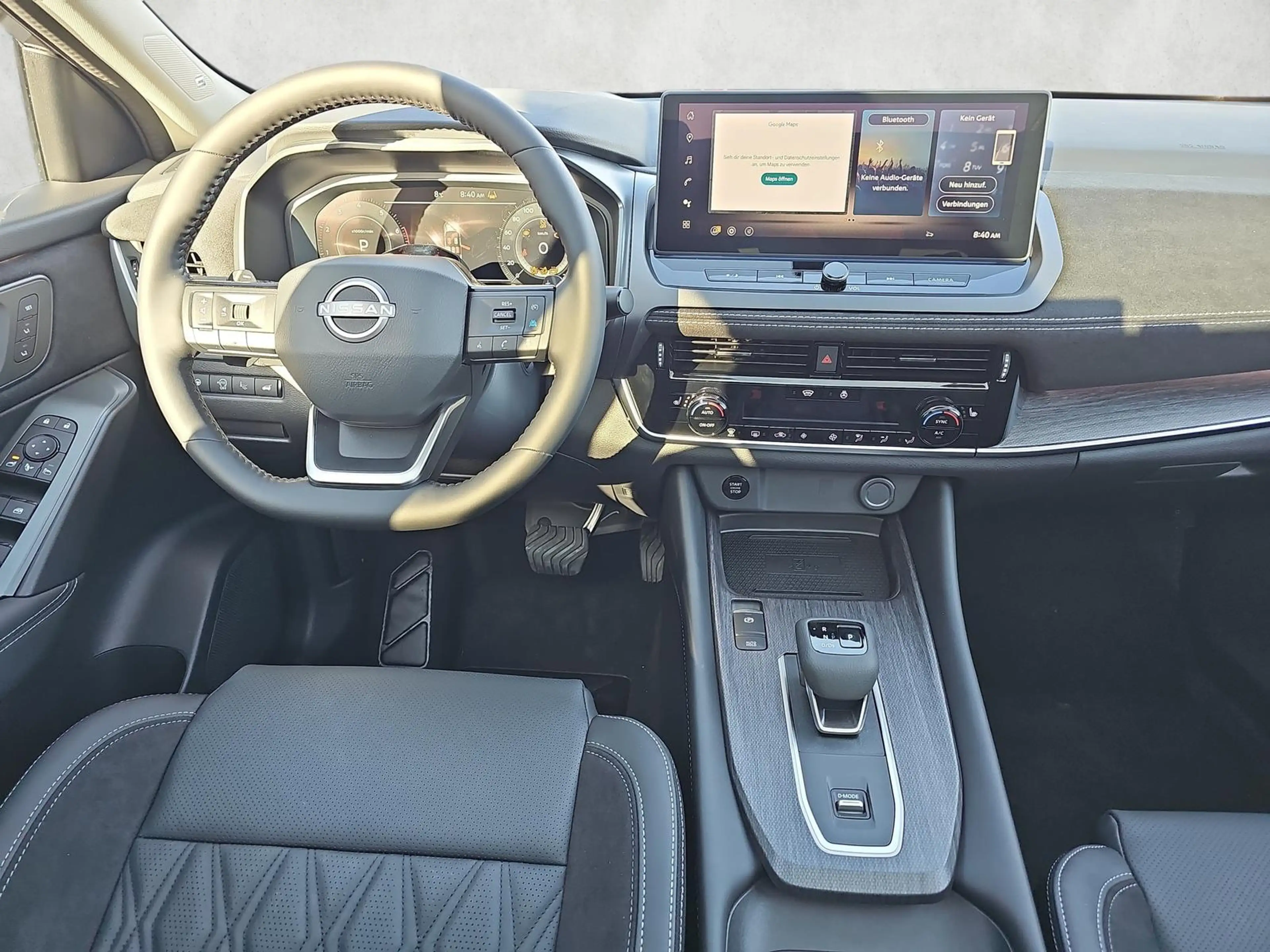 Nissan Qashqai 1.3 X-Tronic Tekna+ Premium 20Zoll Leder — photo 12